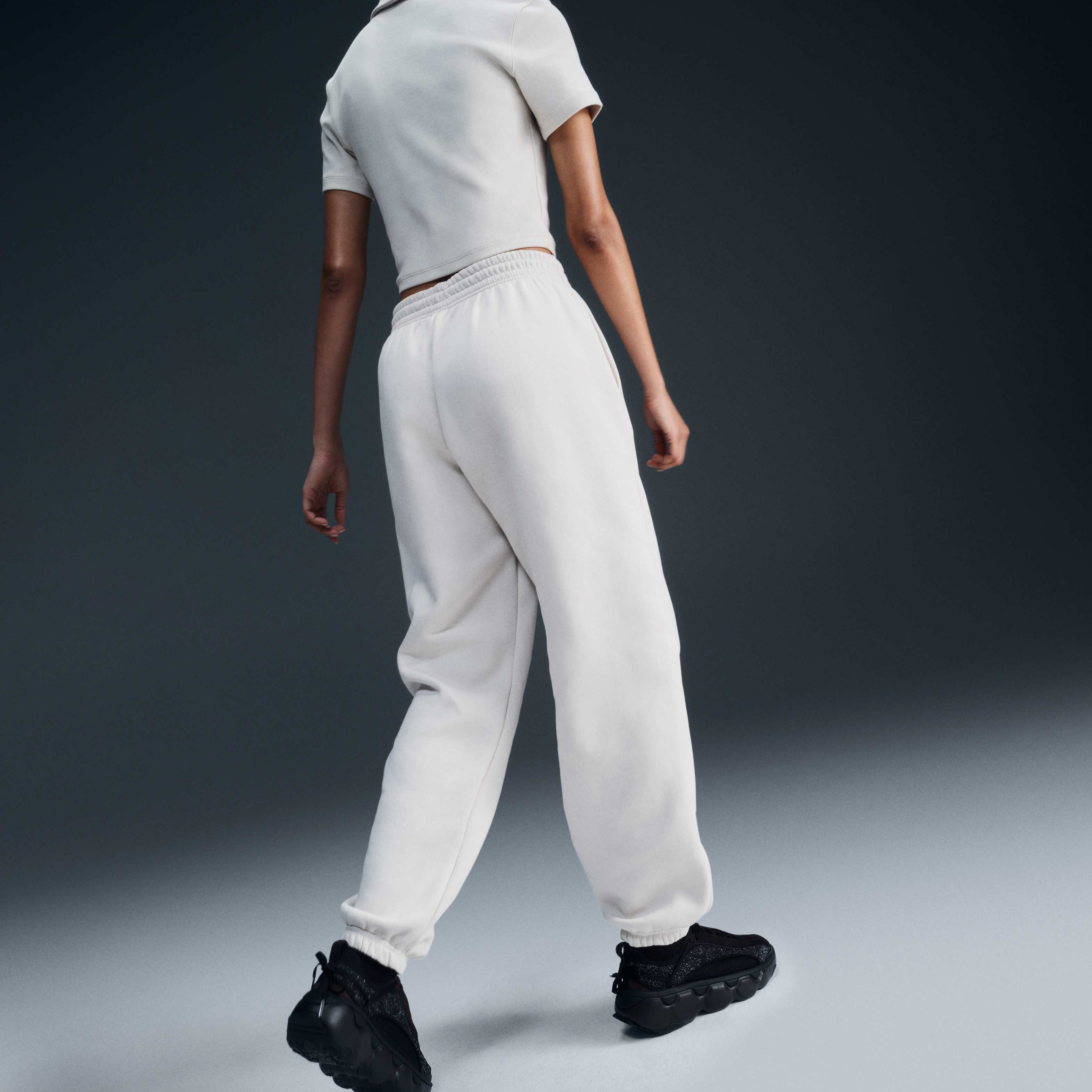 Nike Sportswear Phoenix Fleece image number 2