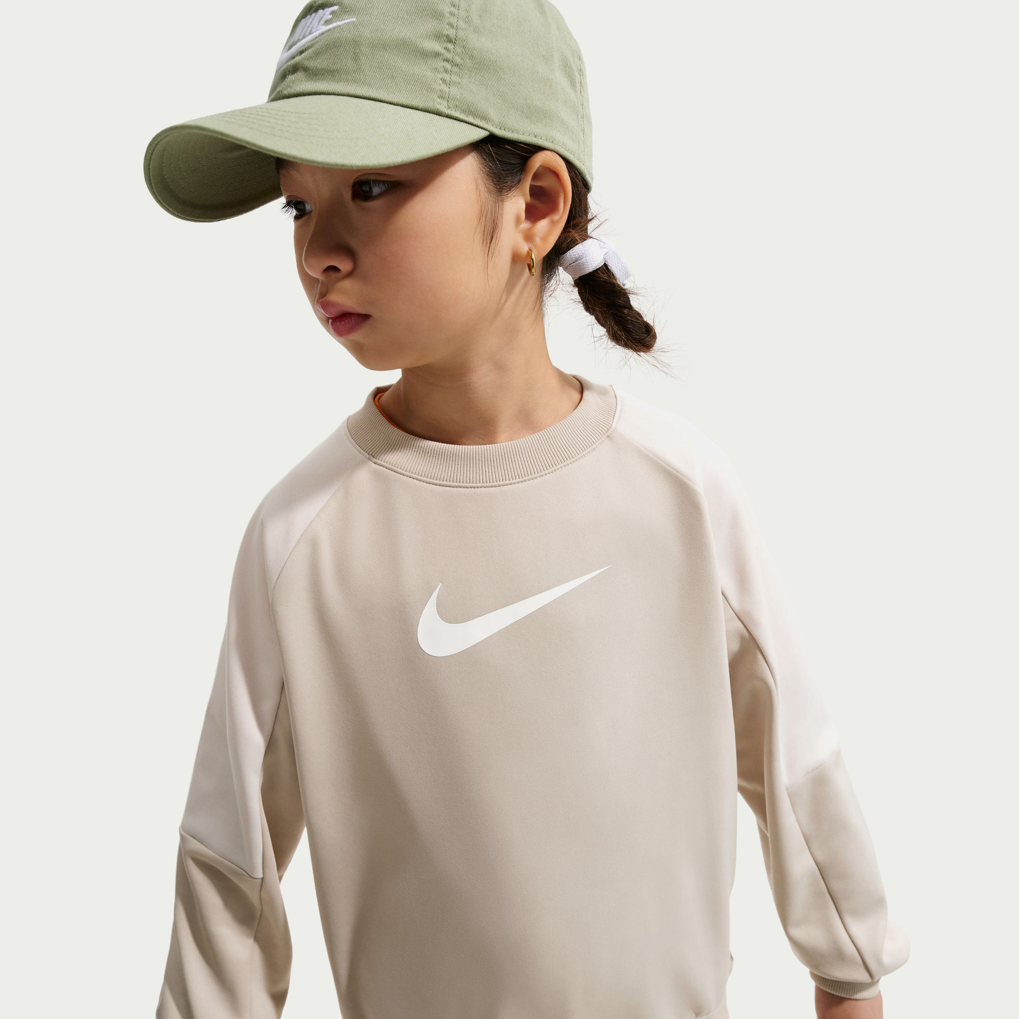 نايكي سبورتسوير image number 2