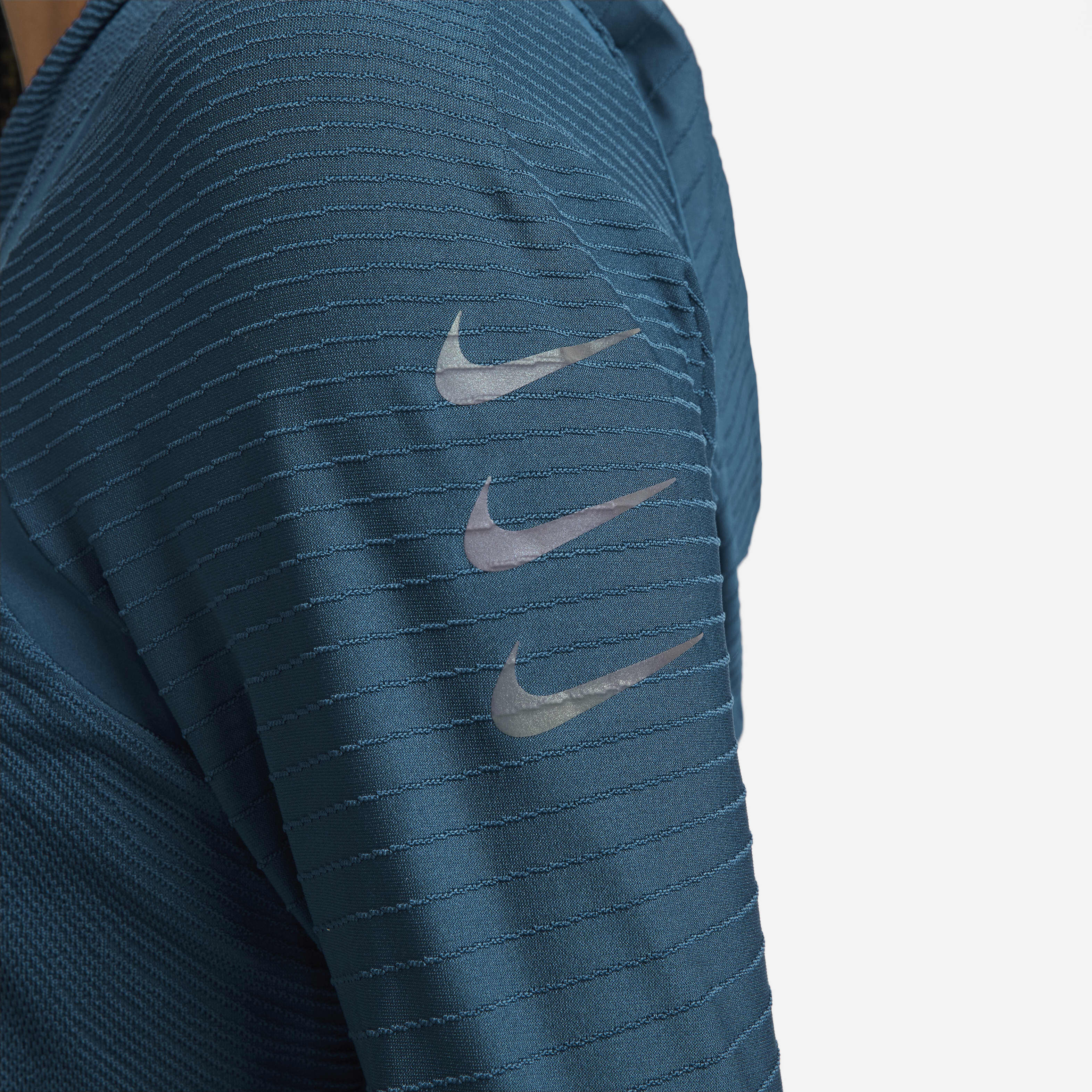 نايكي ثيرما-فت اي دي في رن ديفيجن image number 3