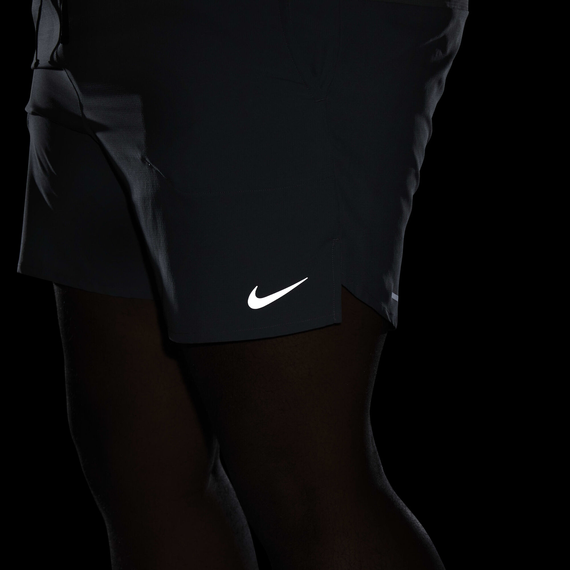 Zoom image
