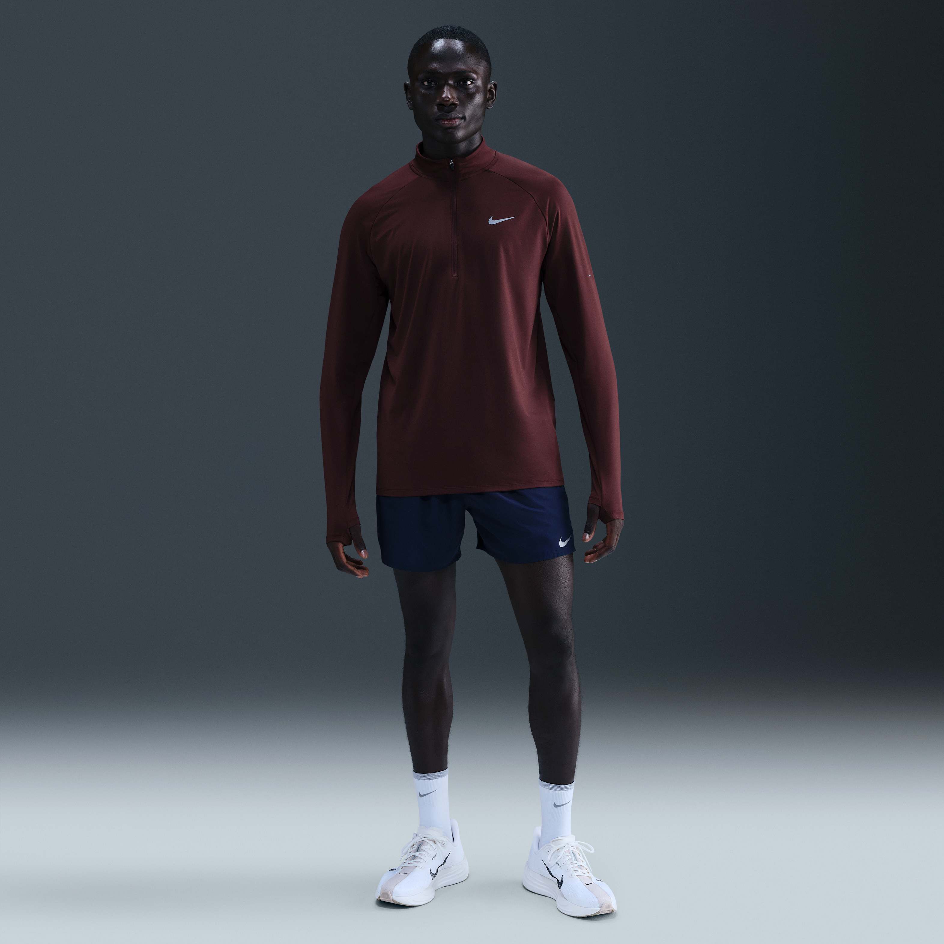 Nike Stride image number 3