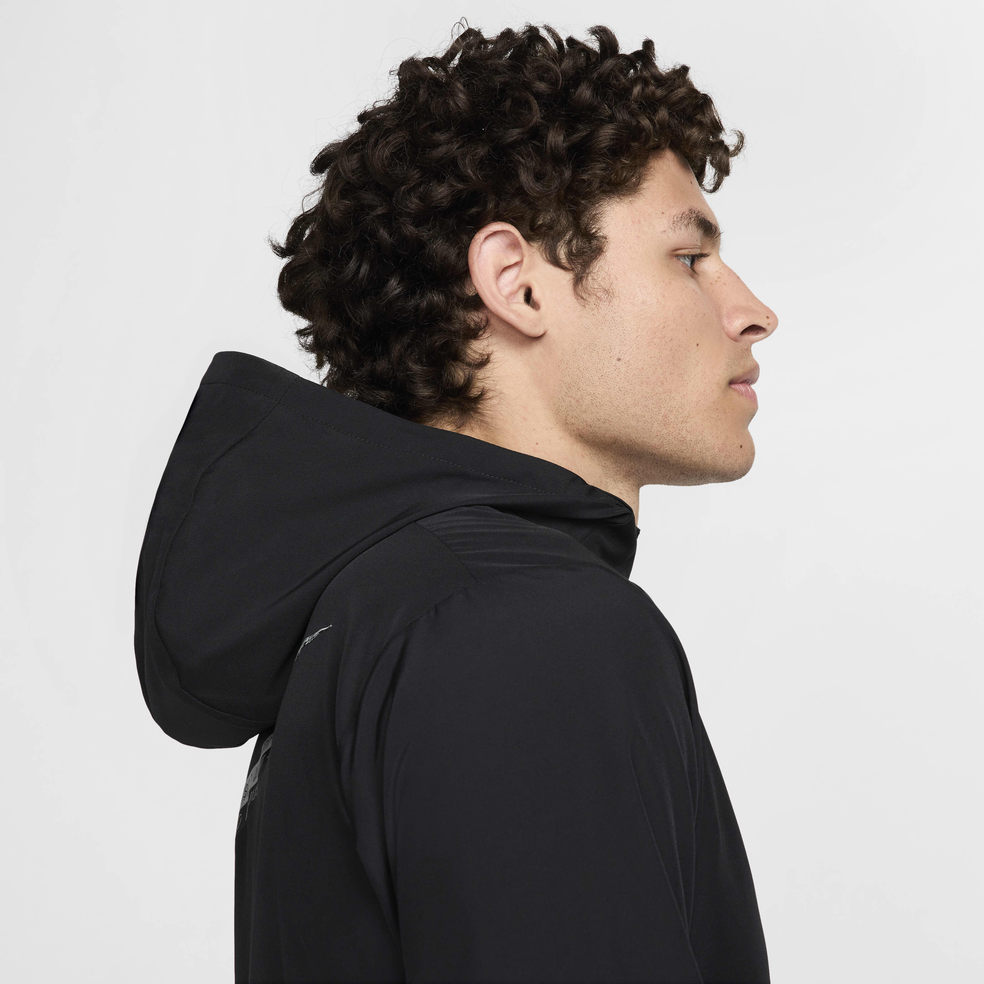 Buy Nike Form Men's Dri-FIT Versatile Jacket - Black