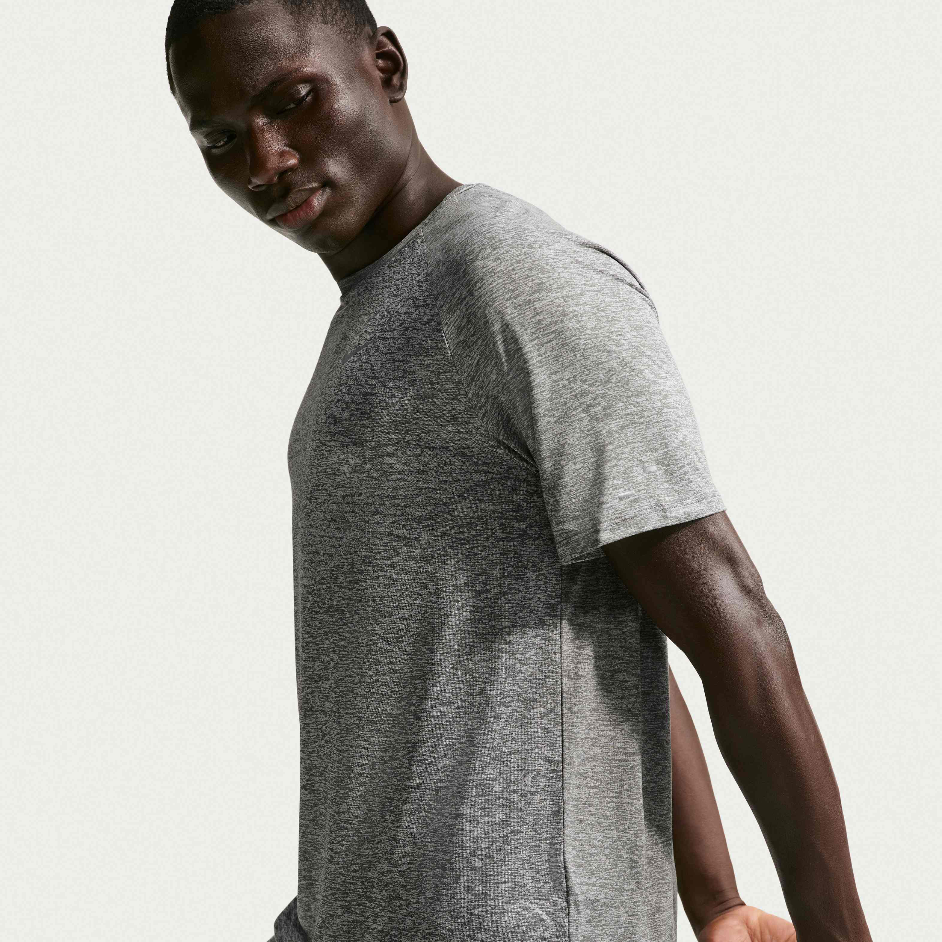 Nike Stride image number 2