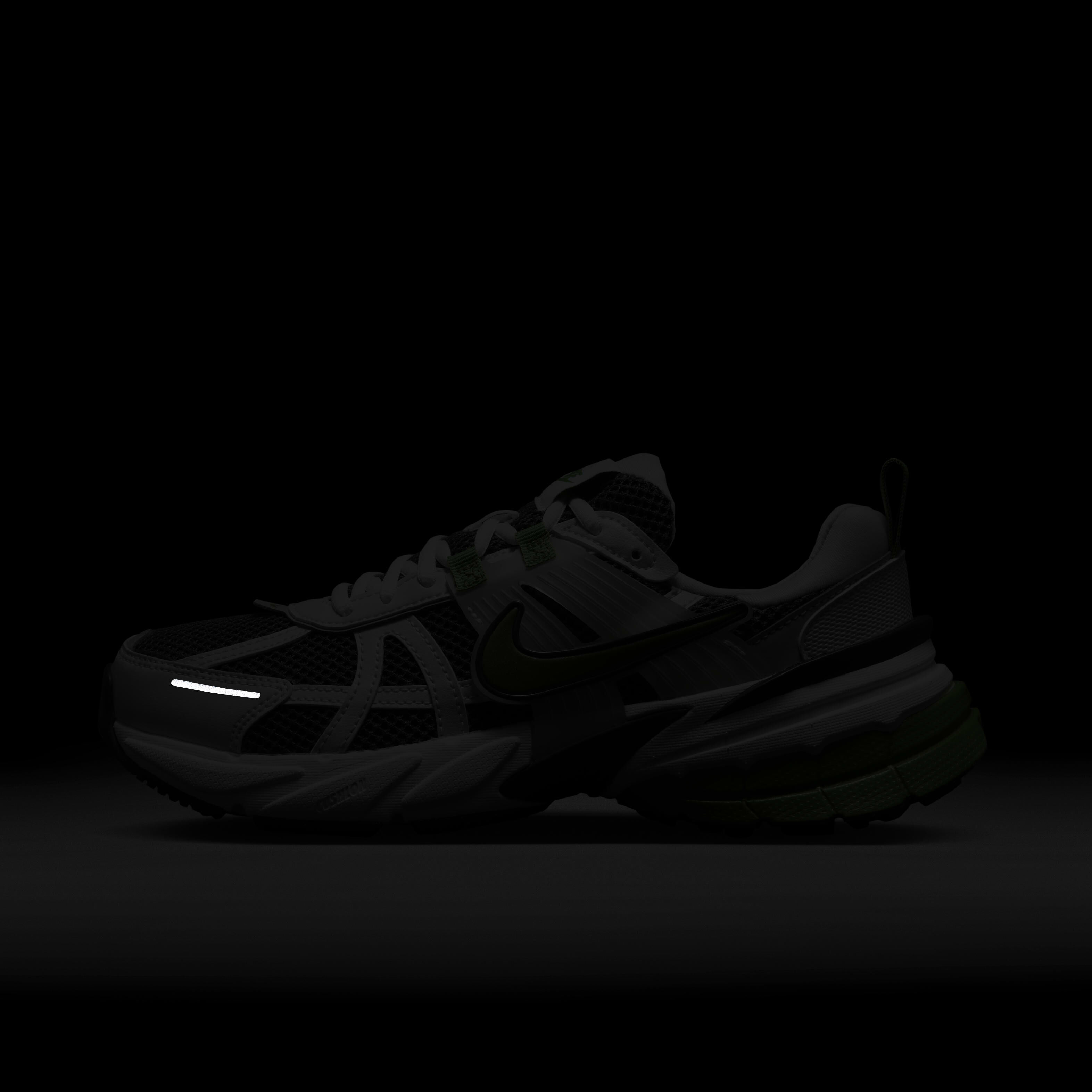 Nike V2K Run image number 8