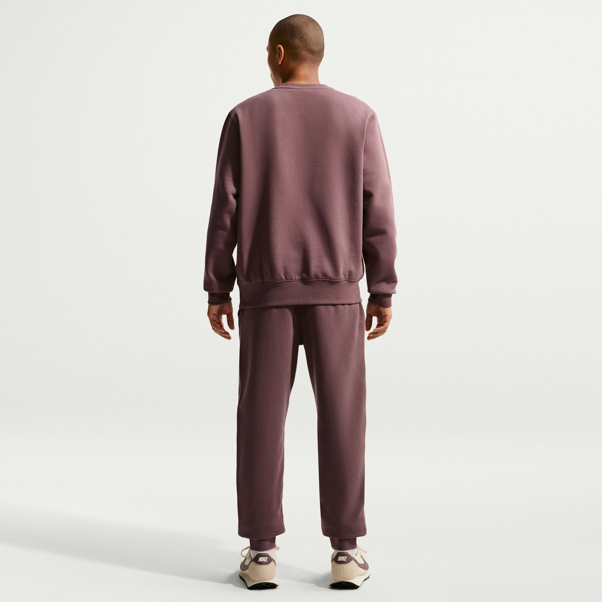 Nike Club image number 1
