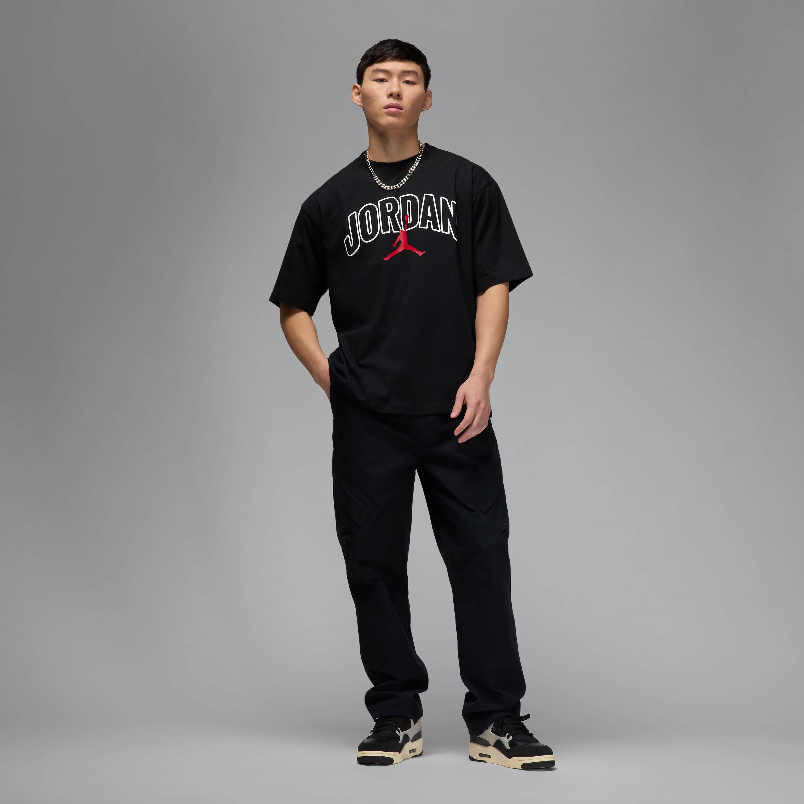 Jordan Brooklyn image number 3