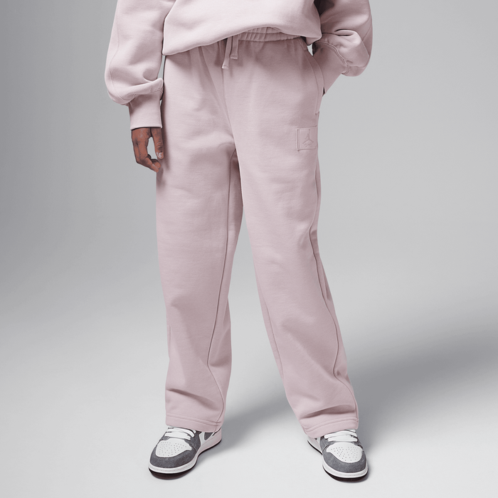 Jordan Flight Essentials image number 0 Jordan Flight Essentials image number 0