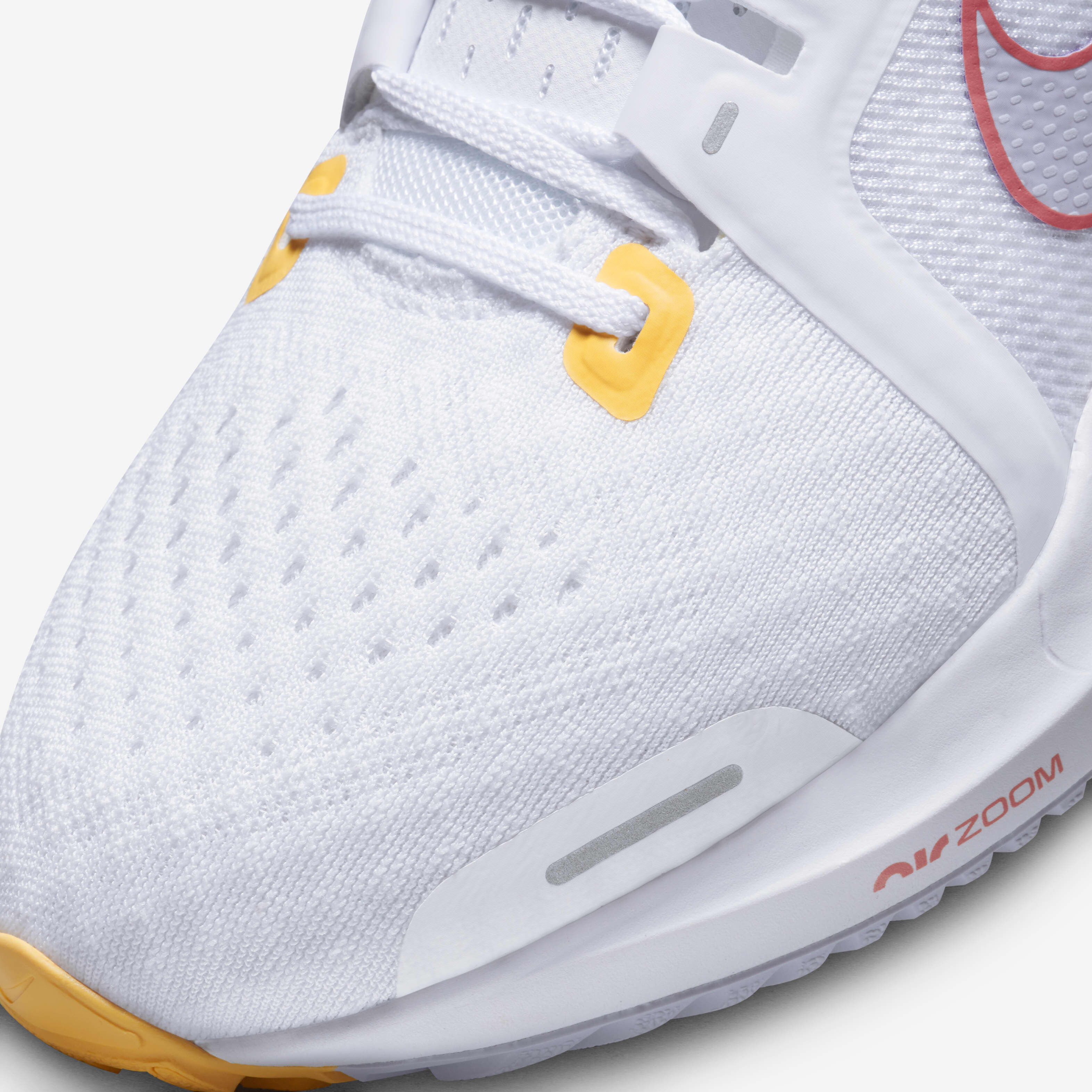 نايكي اير زووم فوميرو 16 image number 6