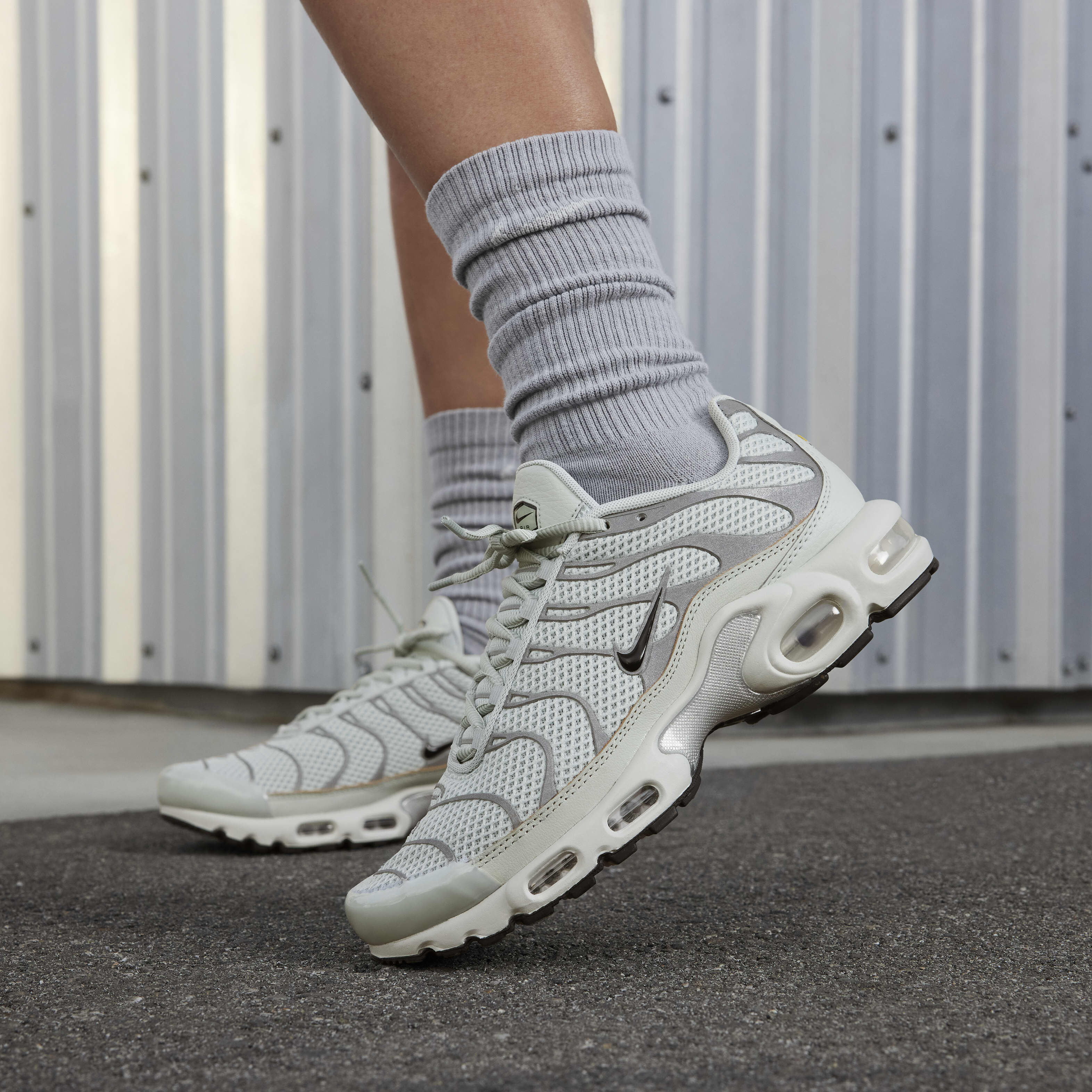 Nike air max plus woman on sale