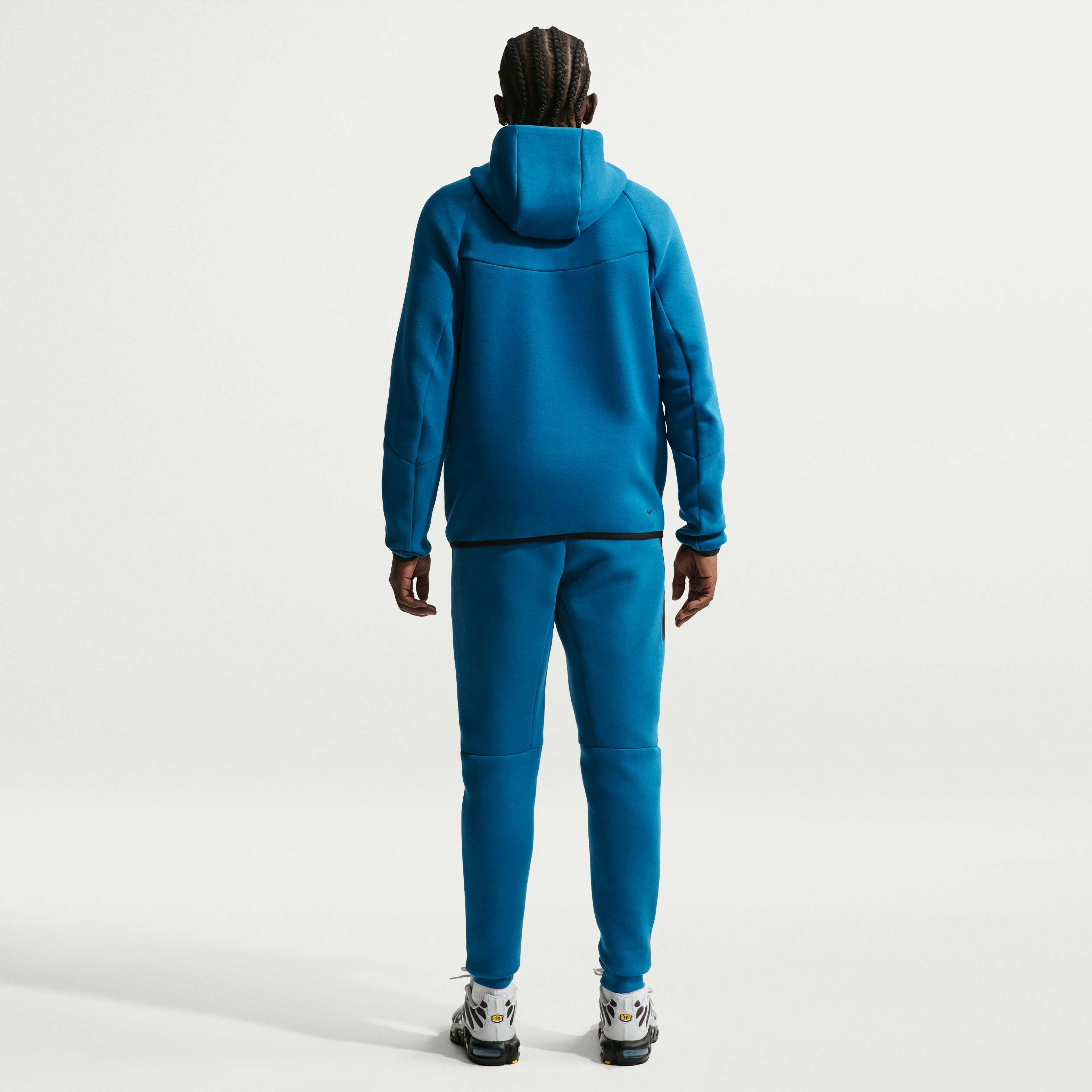 Nike Tech image number 4