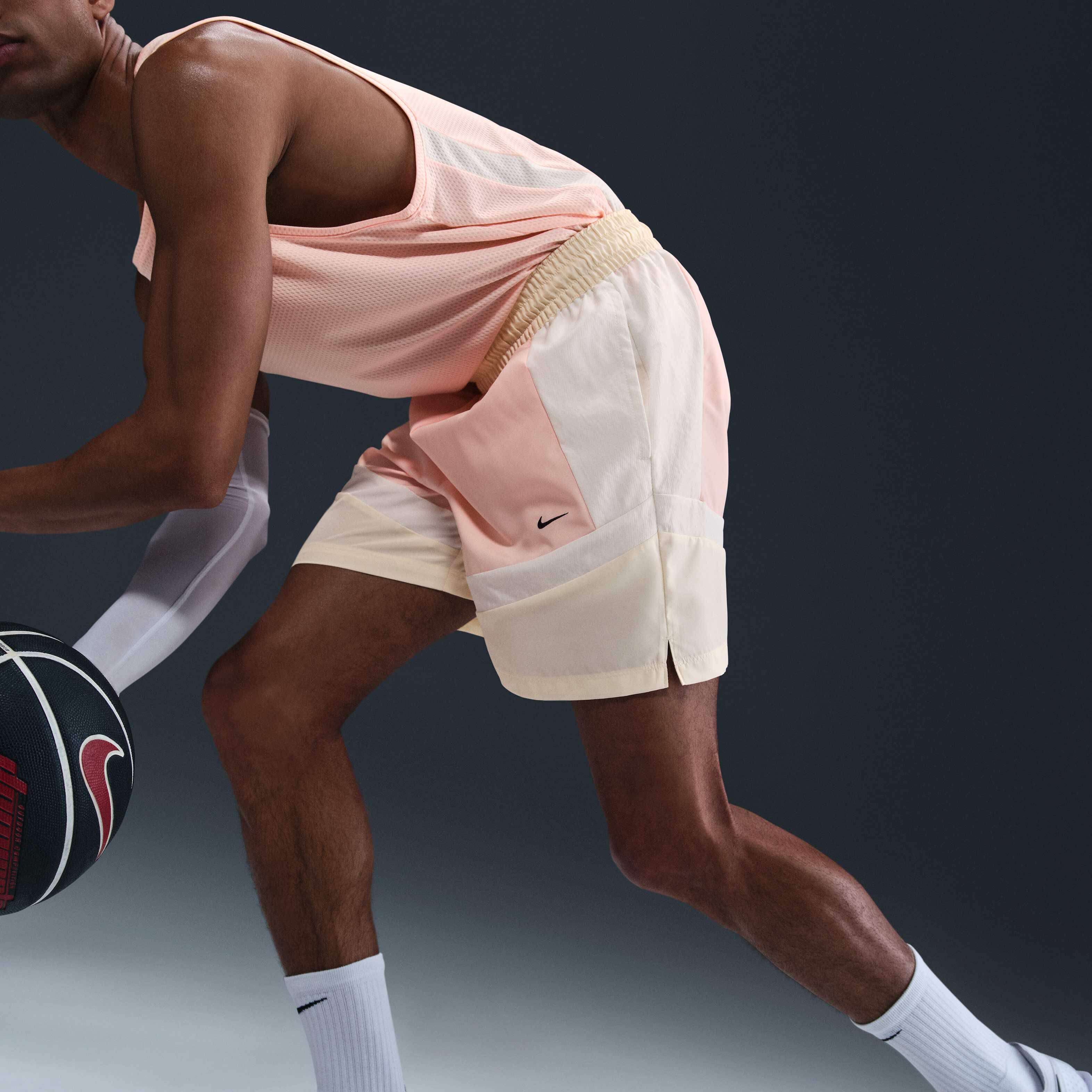 Nike Icon image number 2