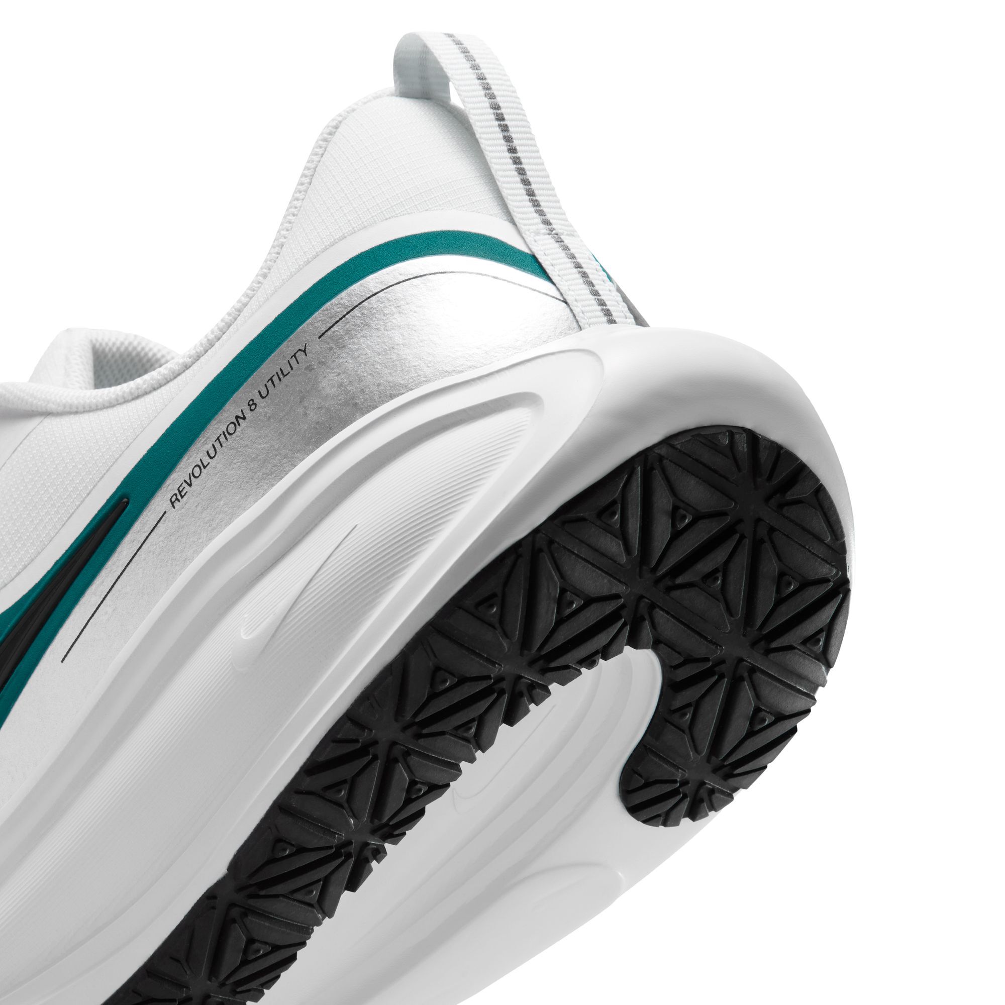 Nike Revolution 8 Utility image number 10
