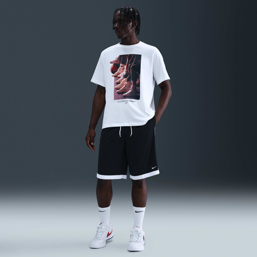 نايكي دي إن إيه أكاديمي