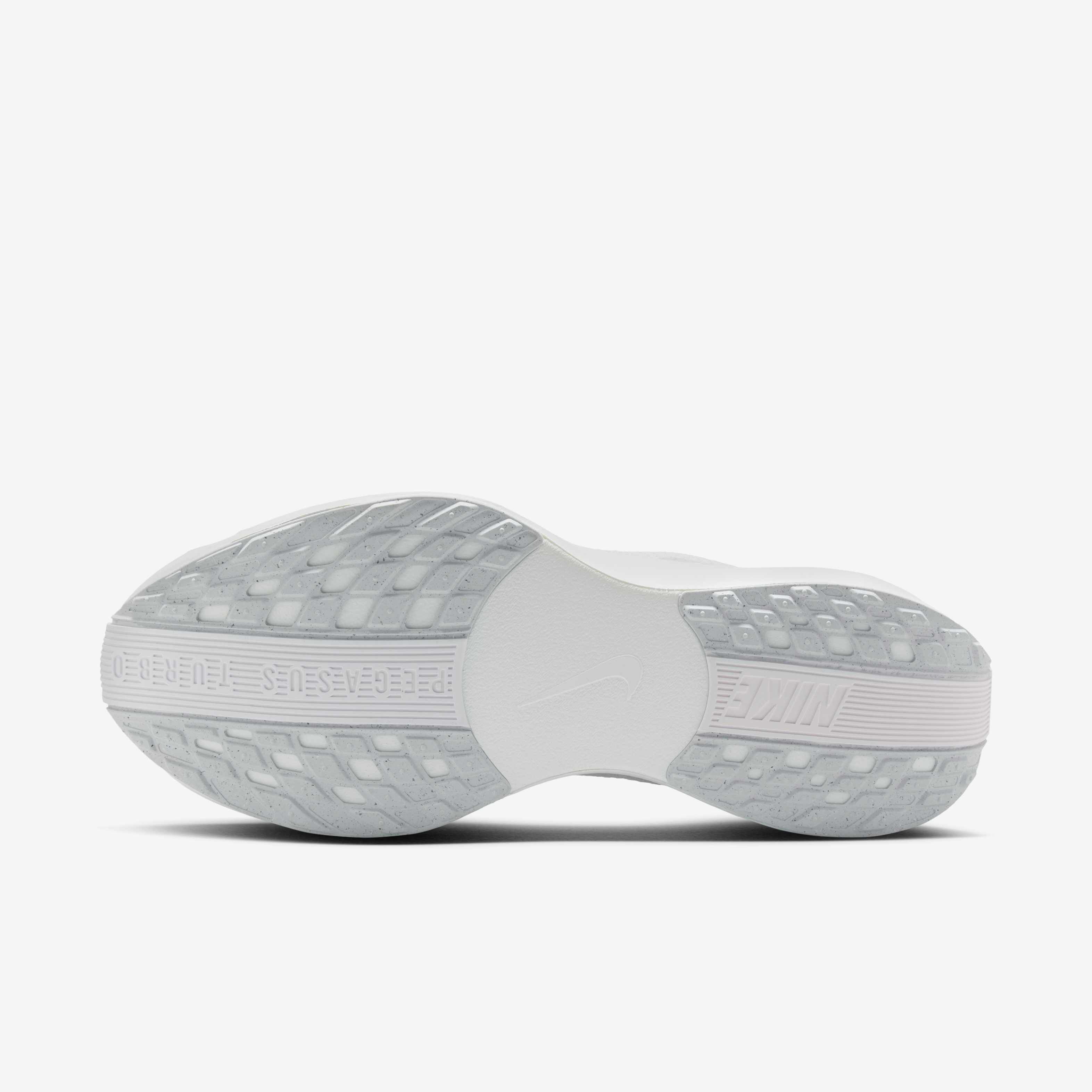 Nike Pegasus Plus image number 1