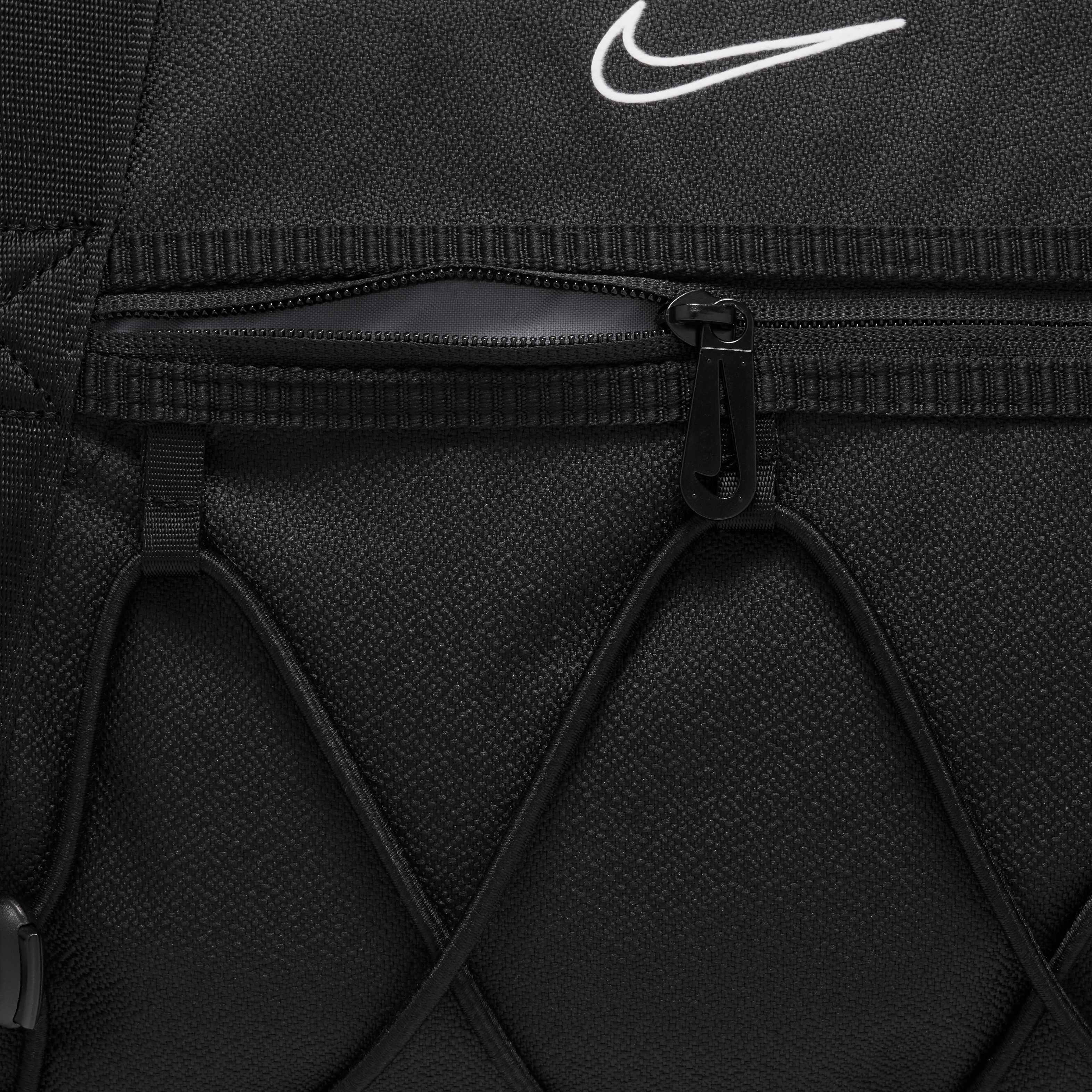 Nike One Club image number 7