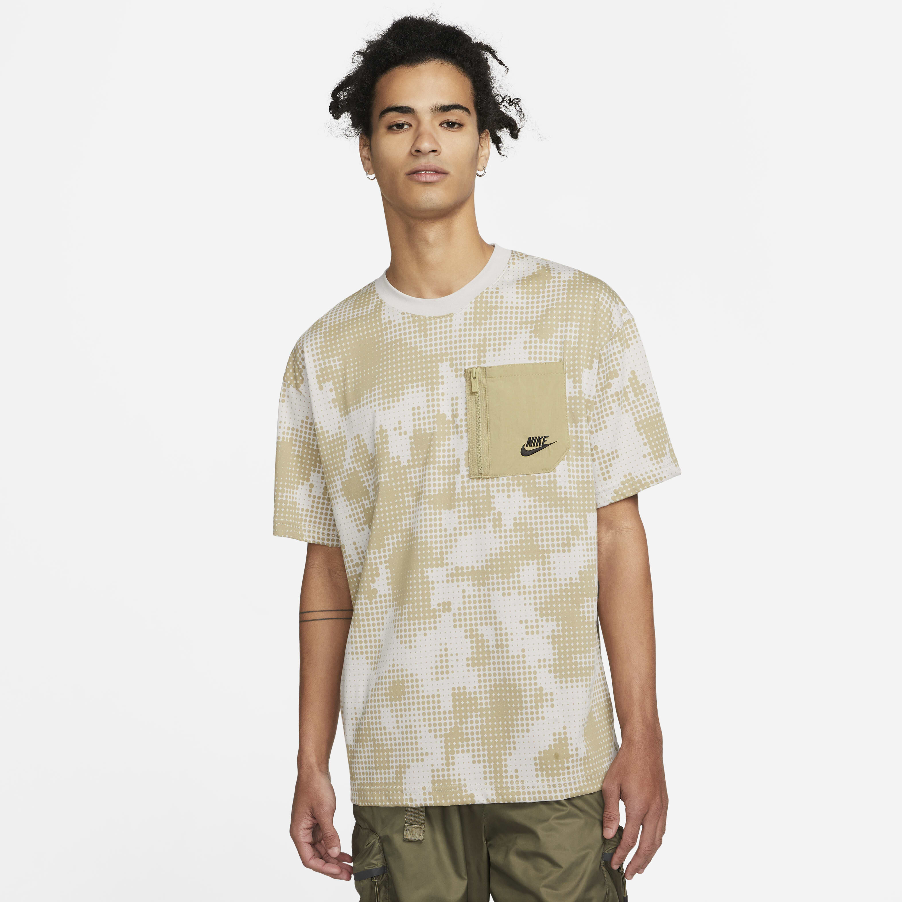 نايكي سبورتسوير image number 0