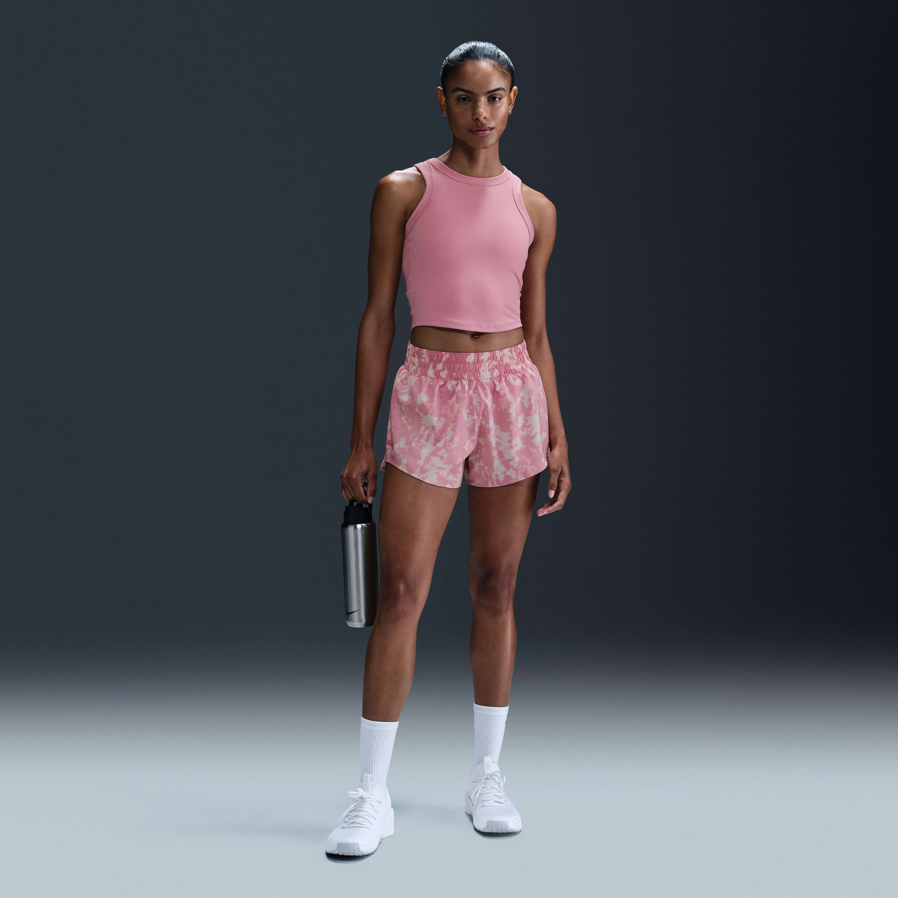 نايكي ون فيتد image number 3