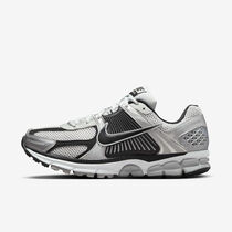Nike Zoom Vomero 5 'Metallic Silver'