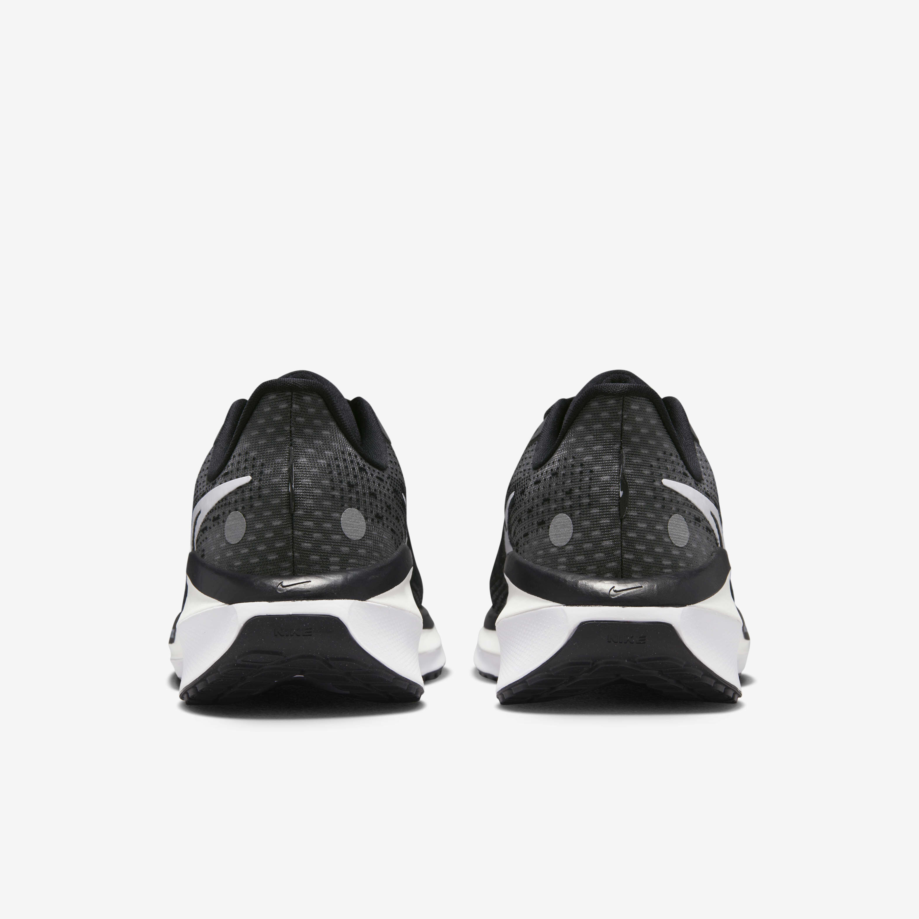 نايكي فوميرو 17 image number 6