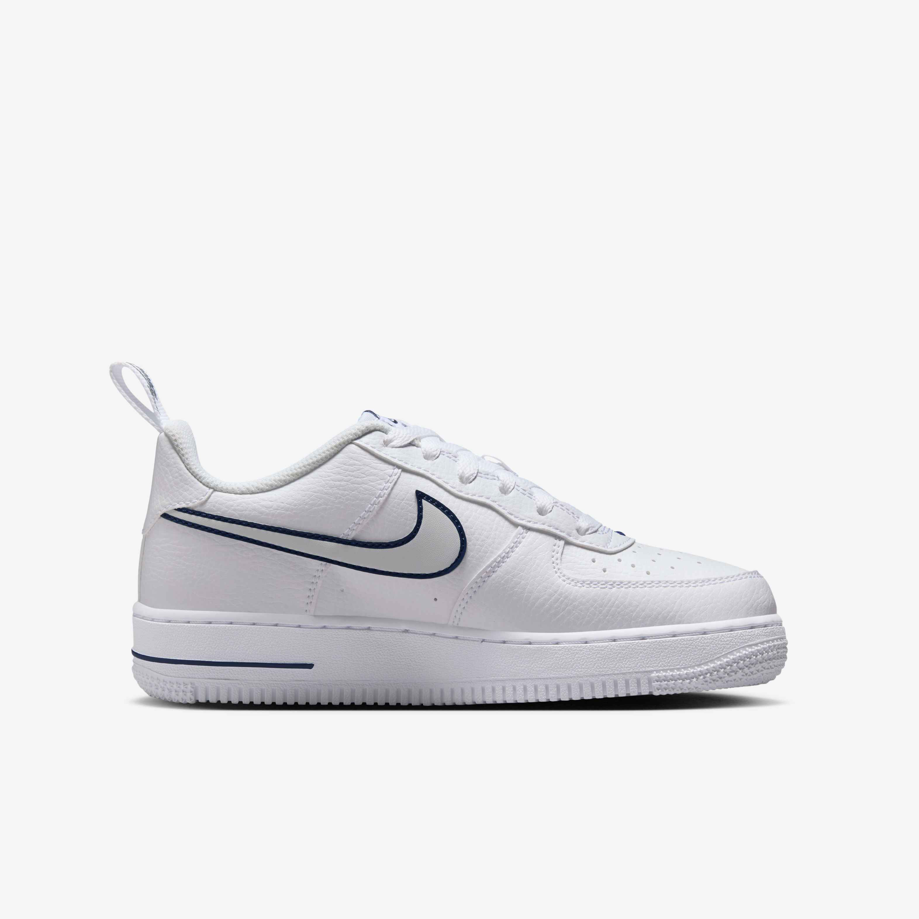 Nike Air Force 1 LV8 image number 2