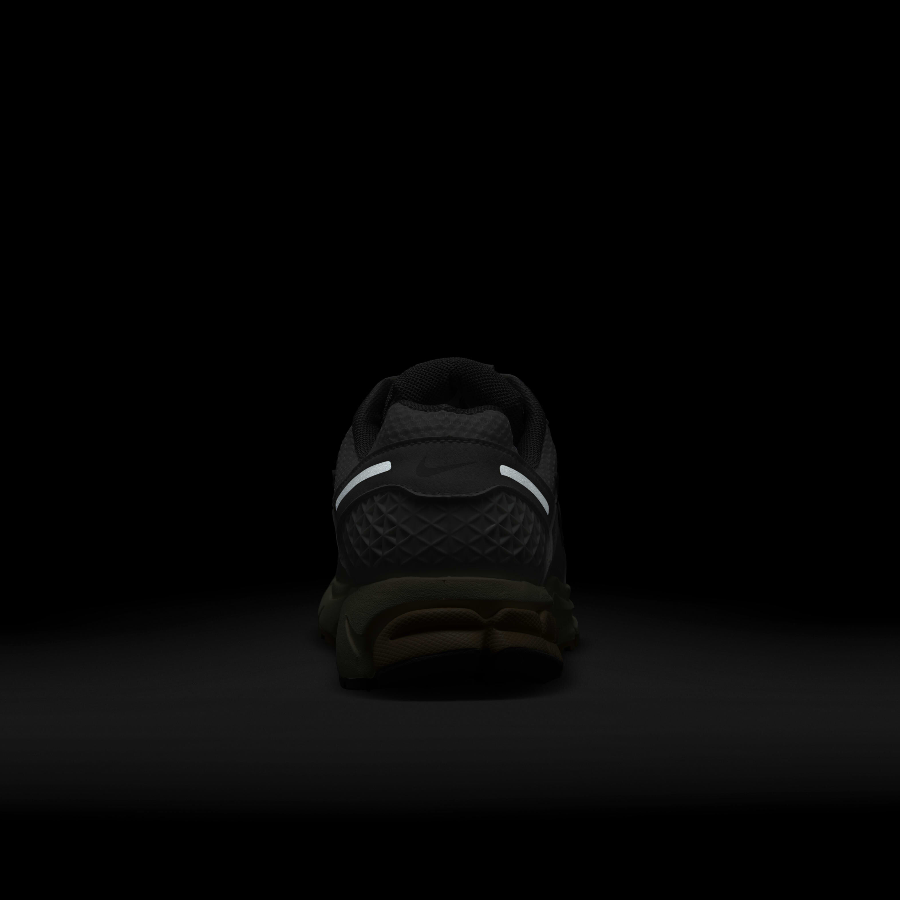 Nike Zoom Vomero 5 image number 9