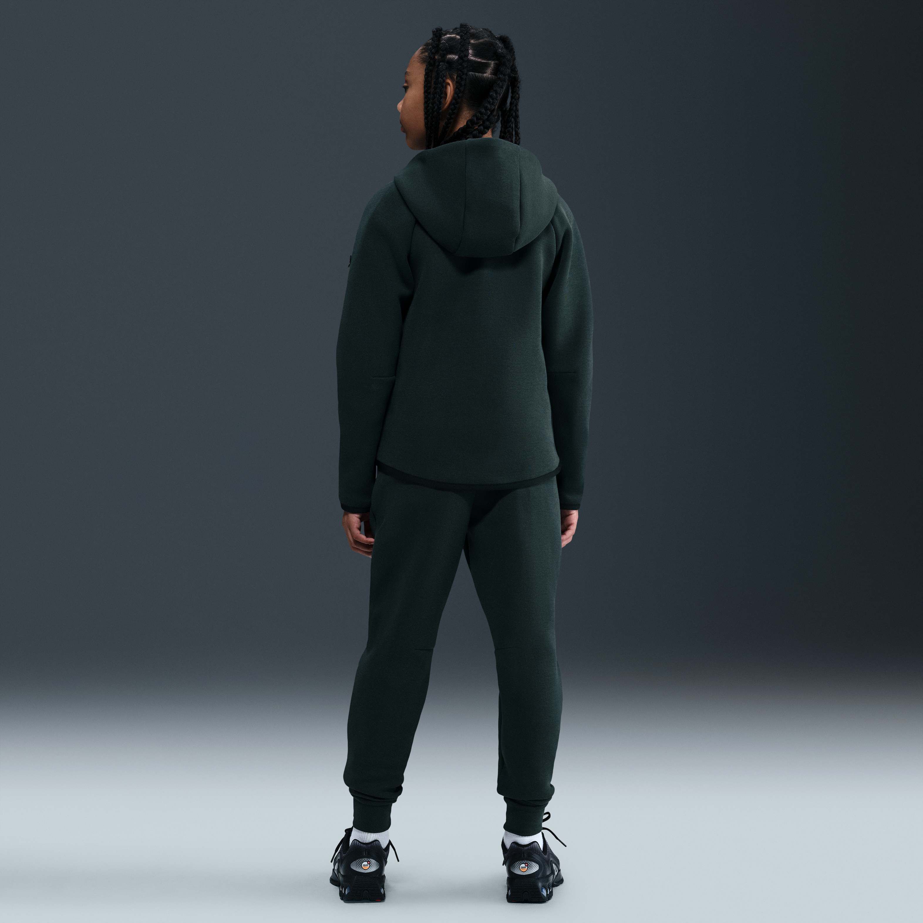 Nike Sportswear Tech Fleece image number 4