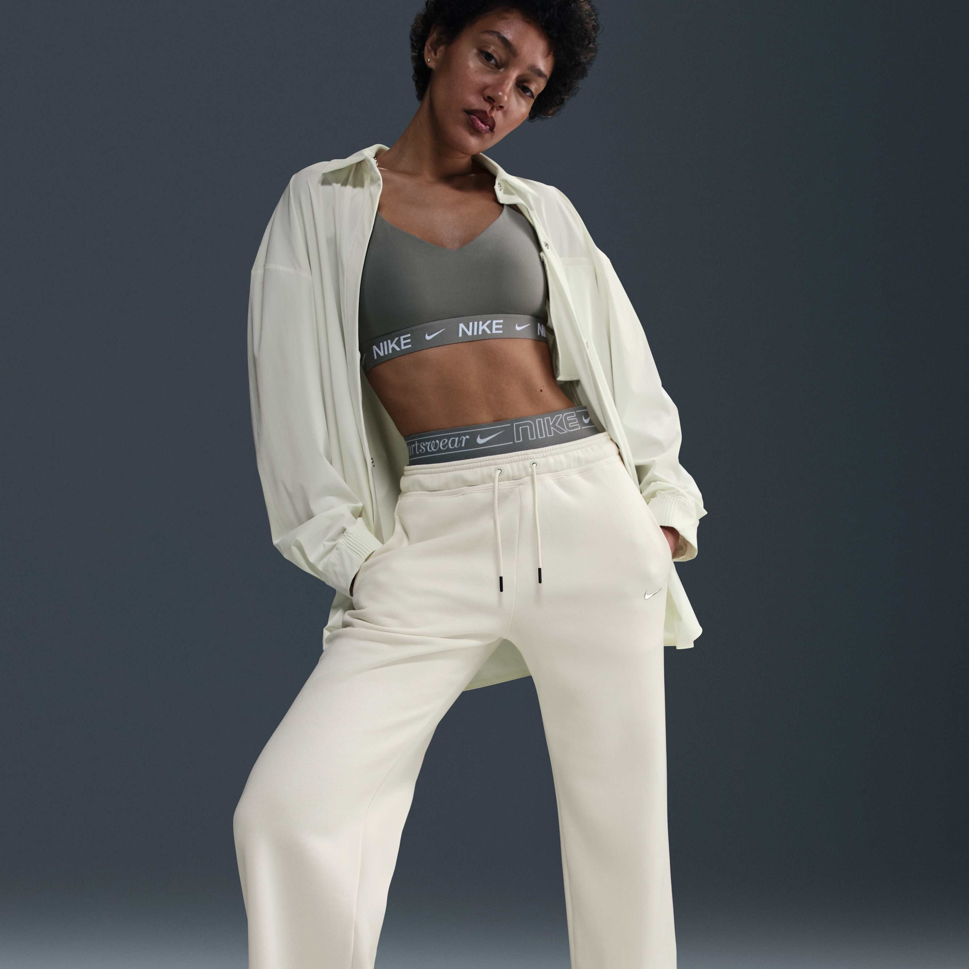 Nike Sportswear Phoenix Fleece image number 4