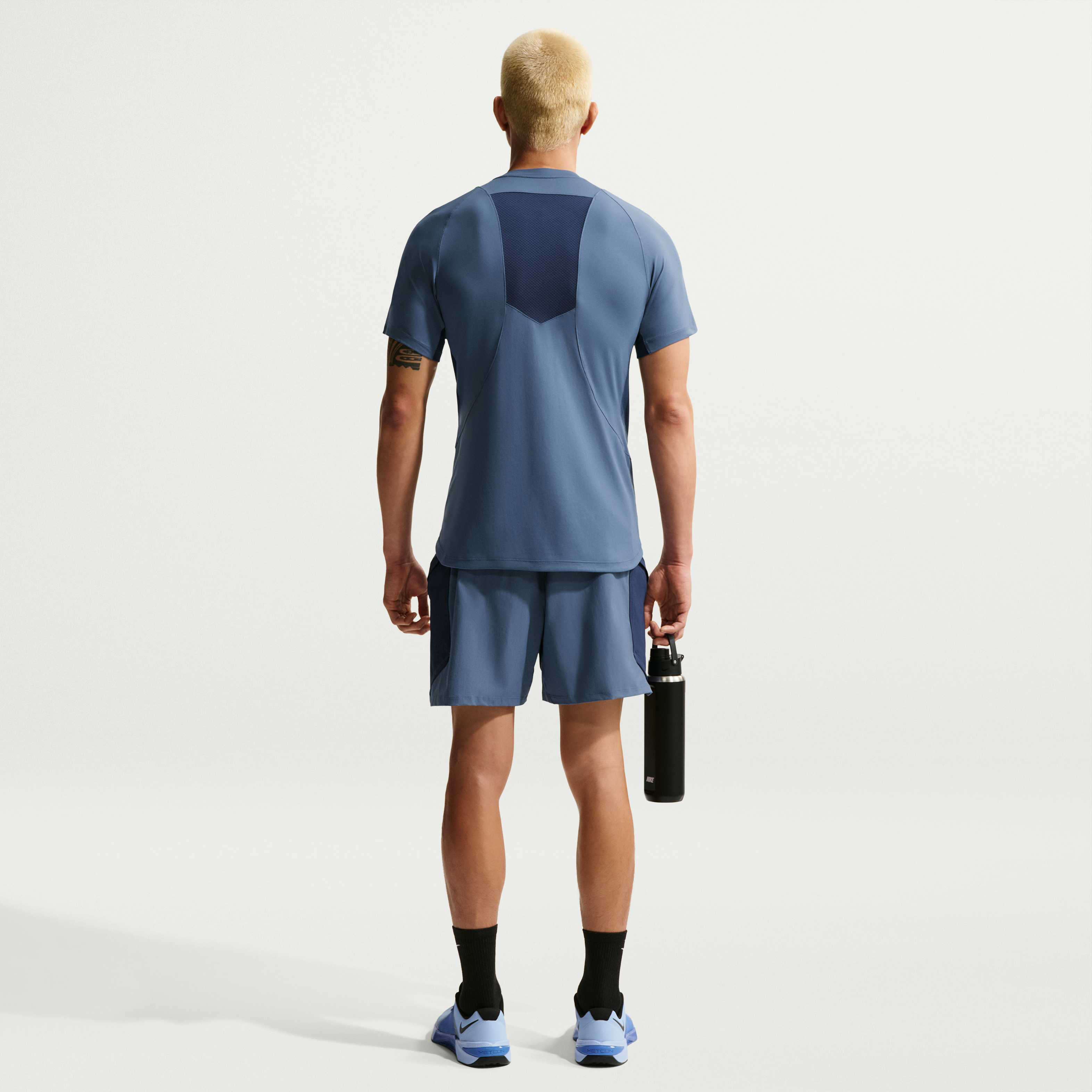 Nike Pro Training image number 4