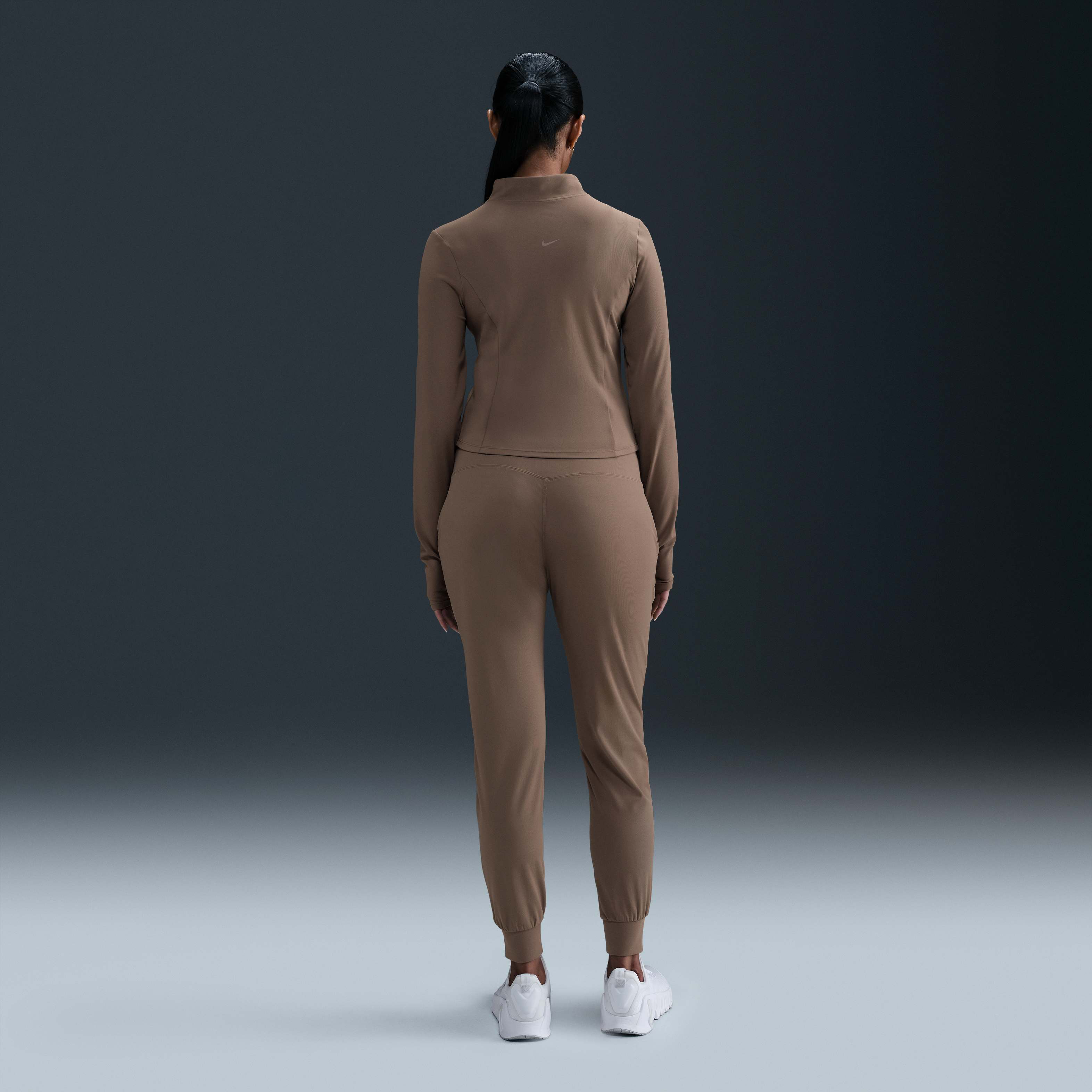 Nike Zenvy image number 4