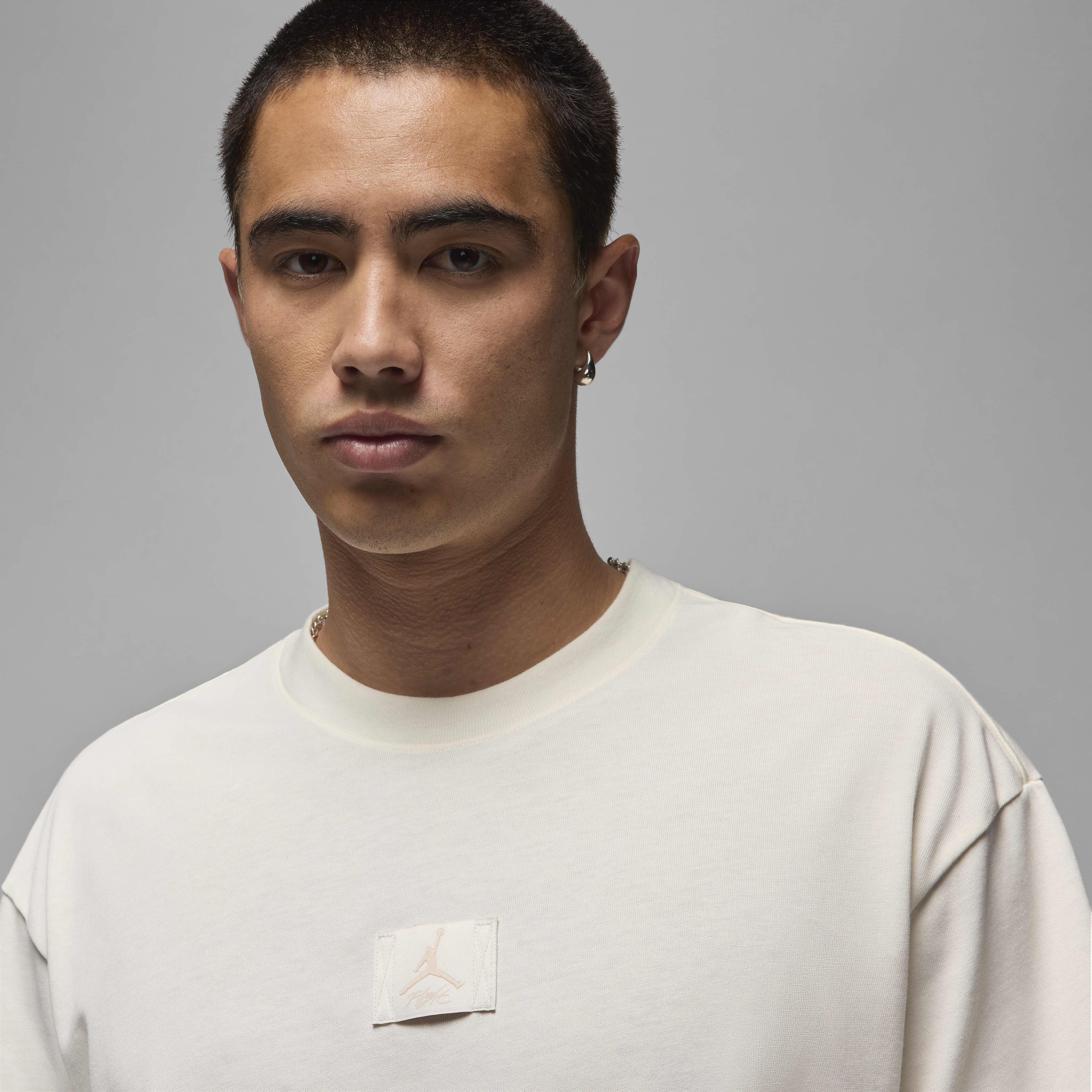 Buy Jordan Flight Essentials 85 Men's T-Shirt - Sail | Nike