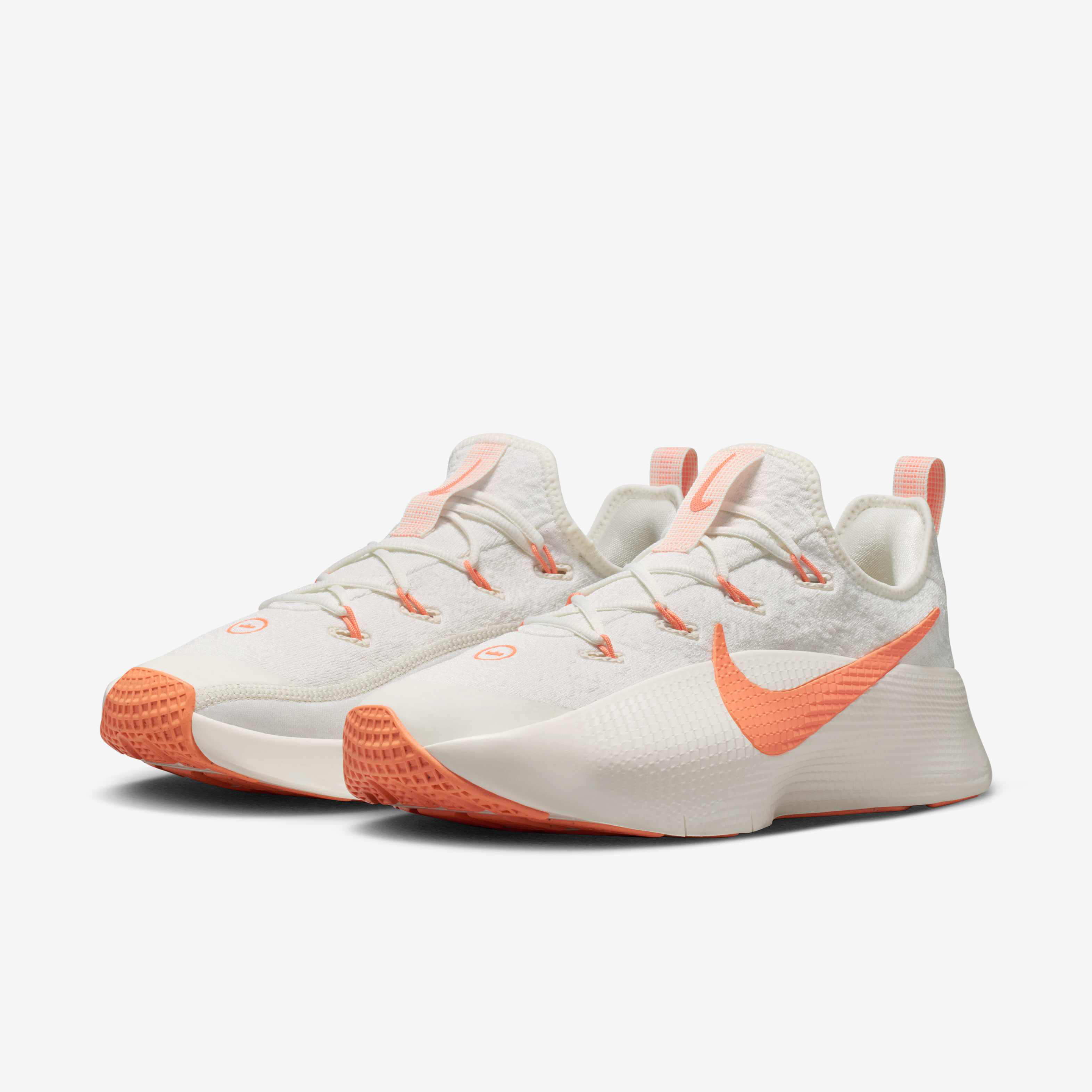 LeBron TR 1 image number 4