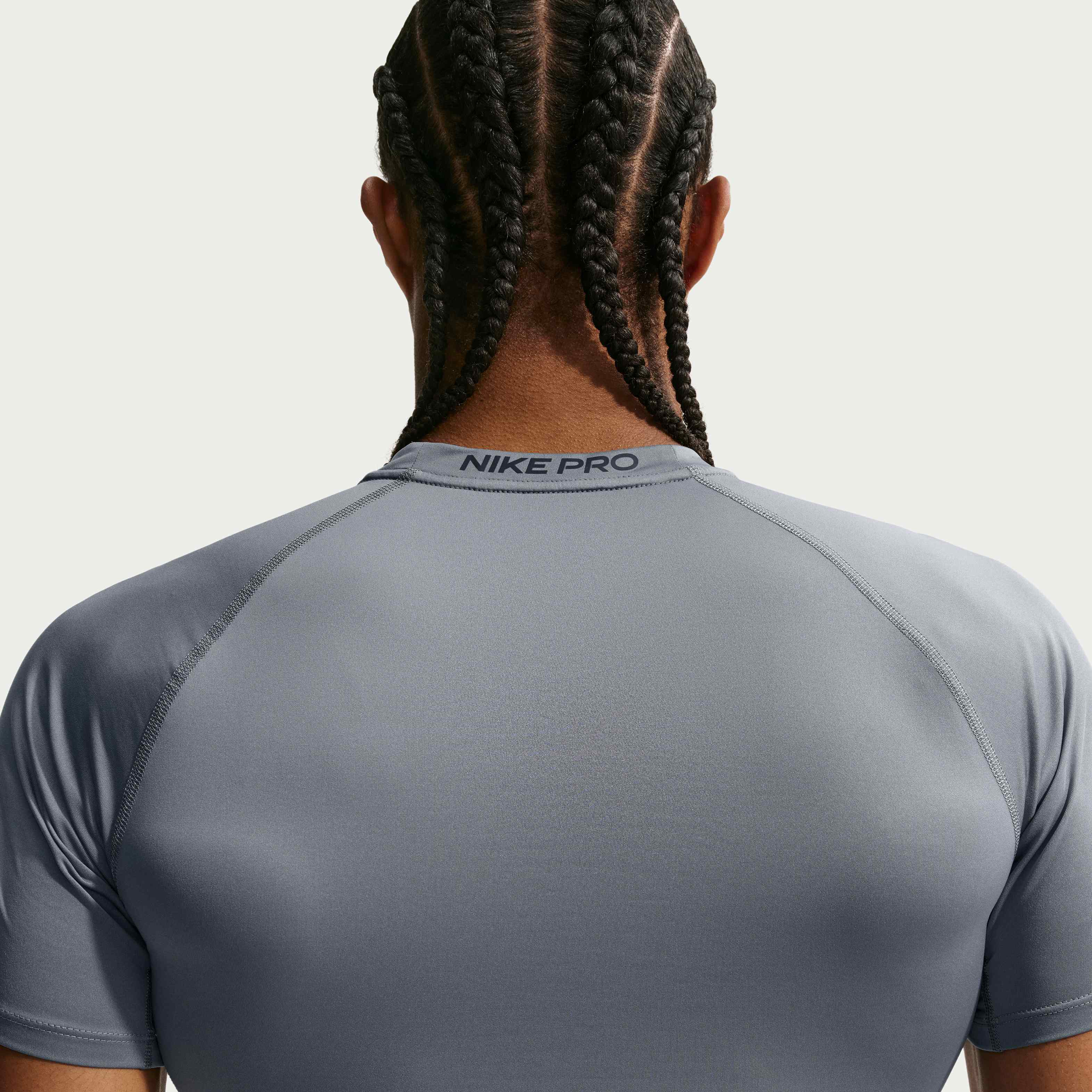 Nike Pro image number 1