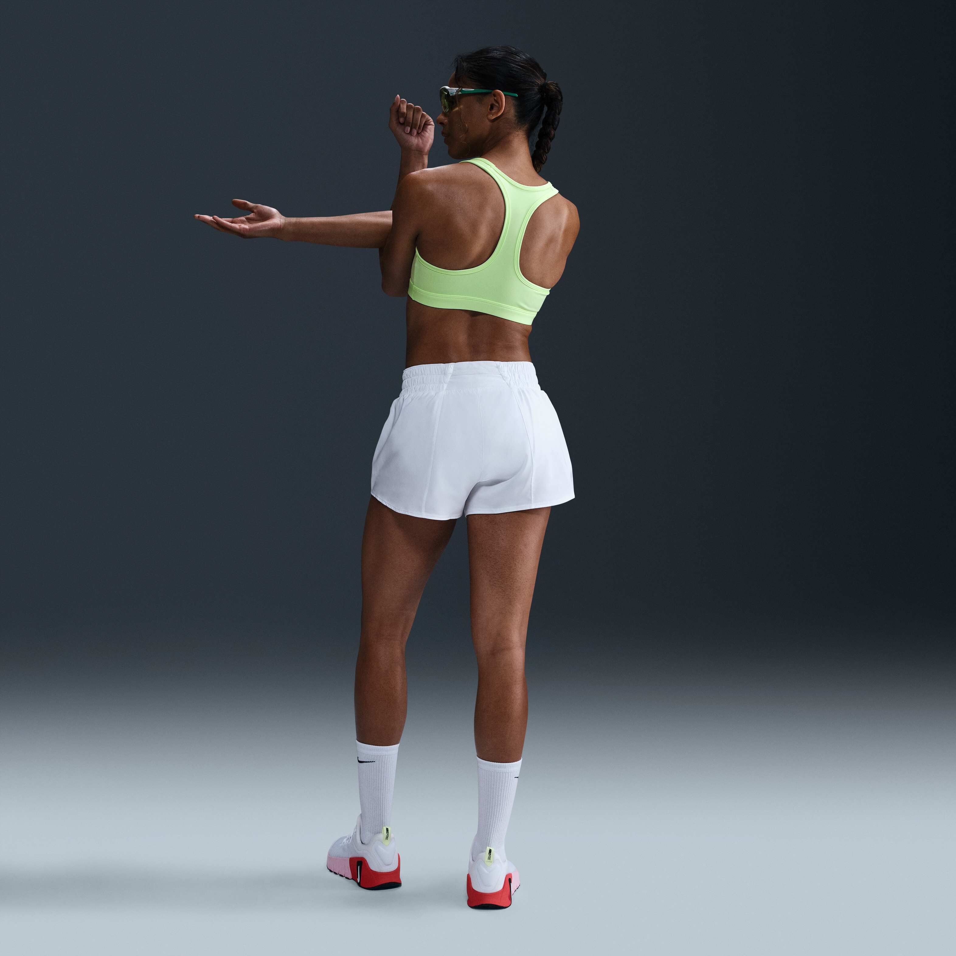 Nike Swoosh Medium-Support image number 4