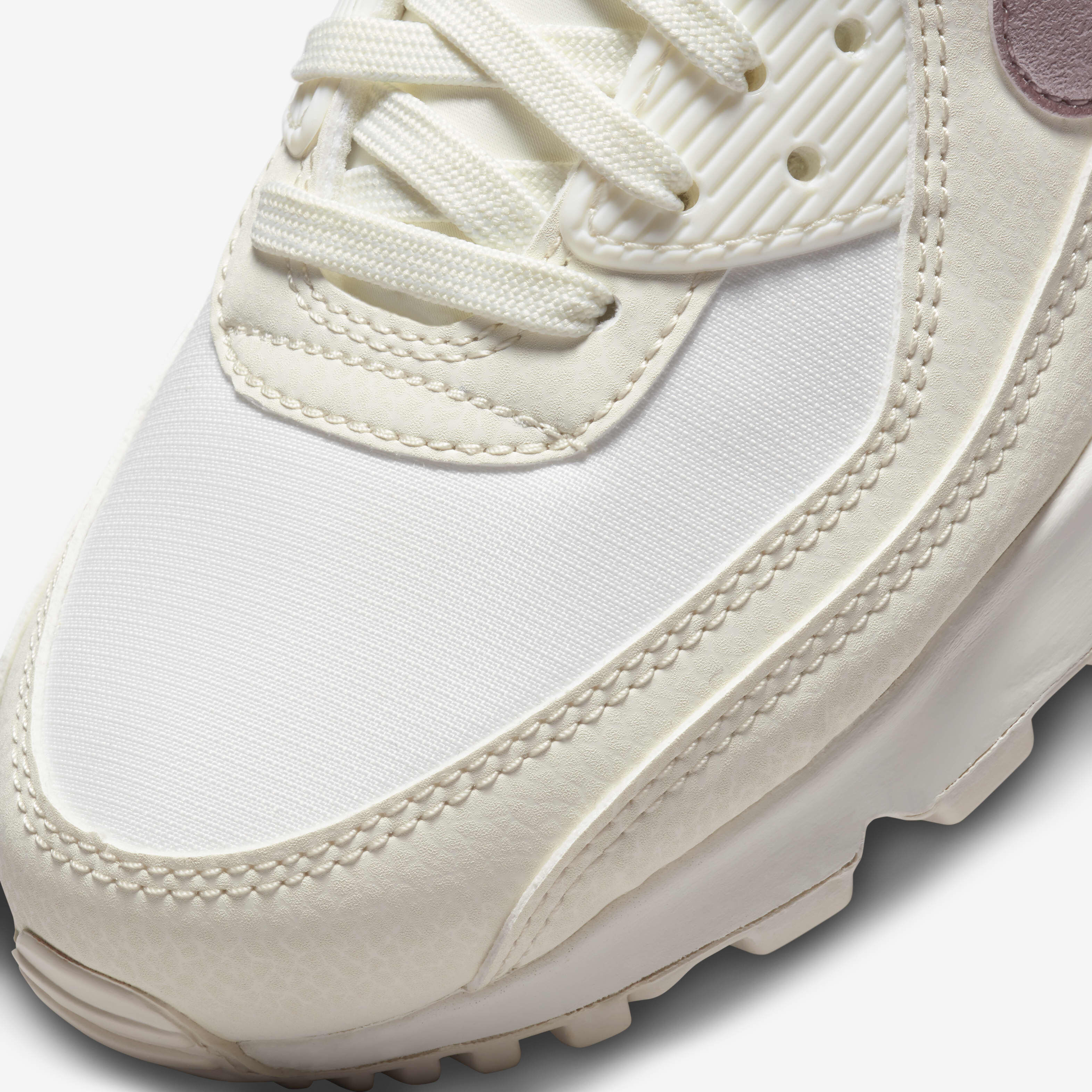 Nike Air Max 90 image number 6