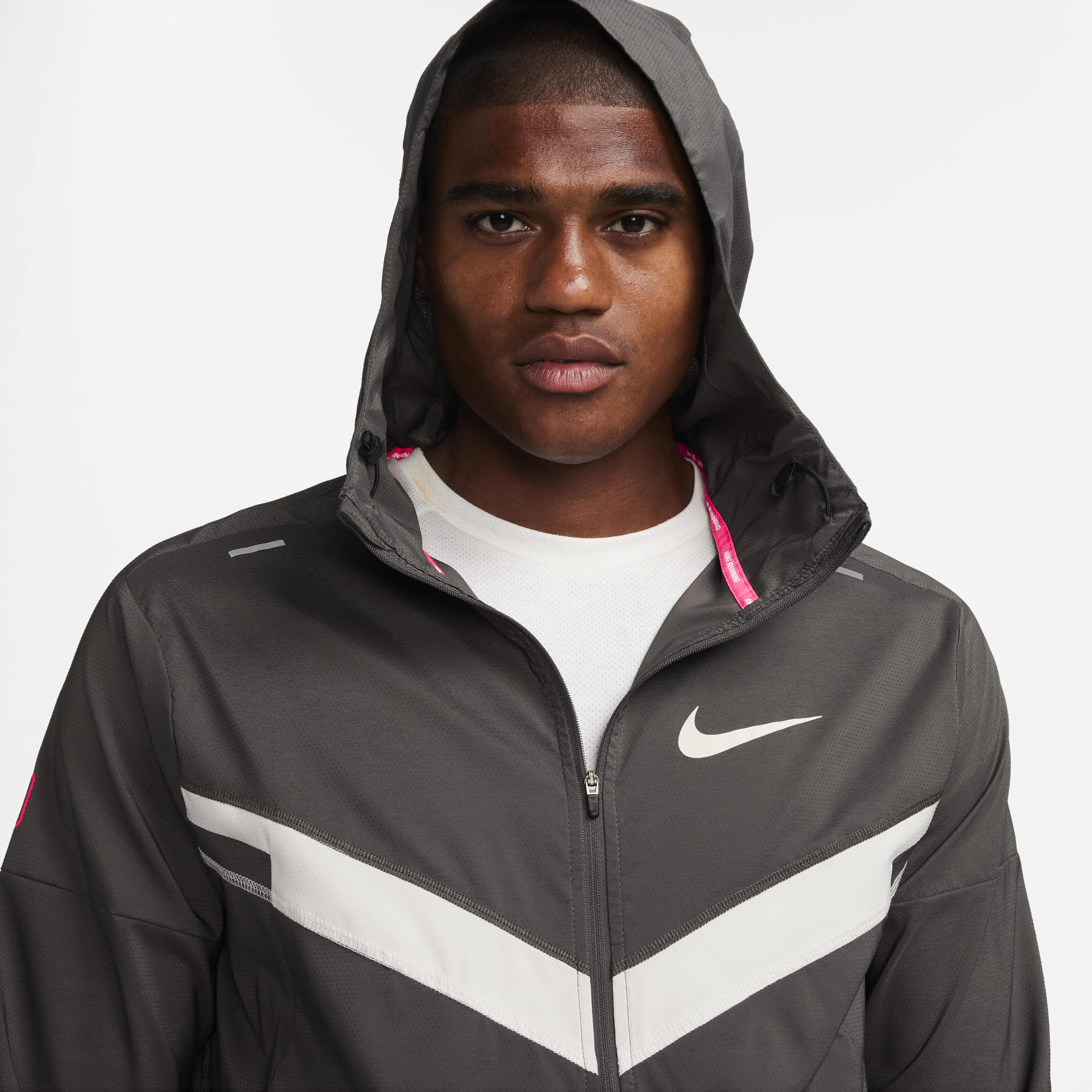 Nike Repel Windrunner image number 2