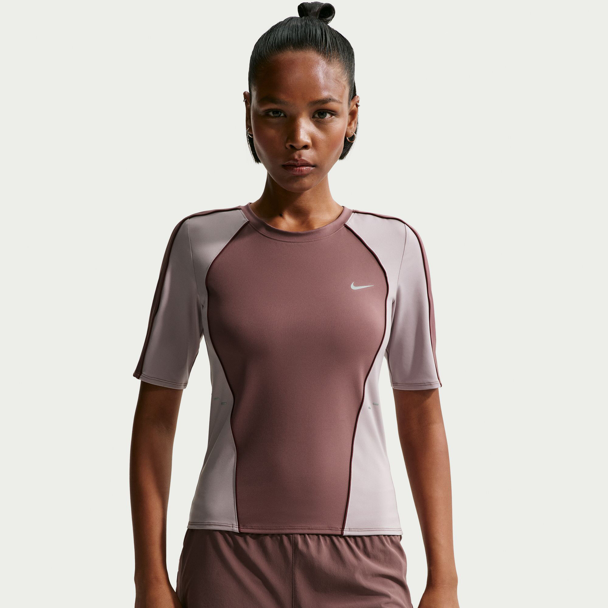 Nike Swift image number 2