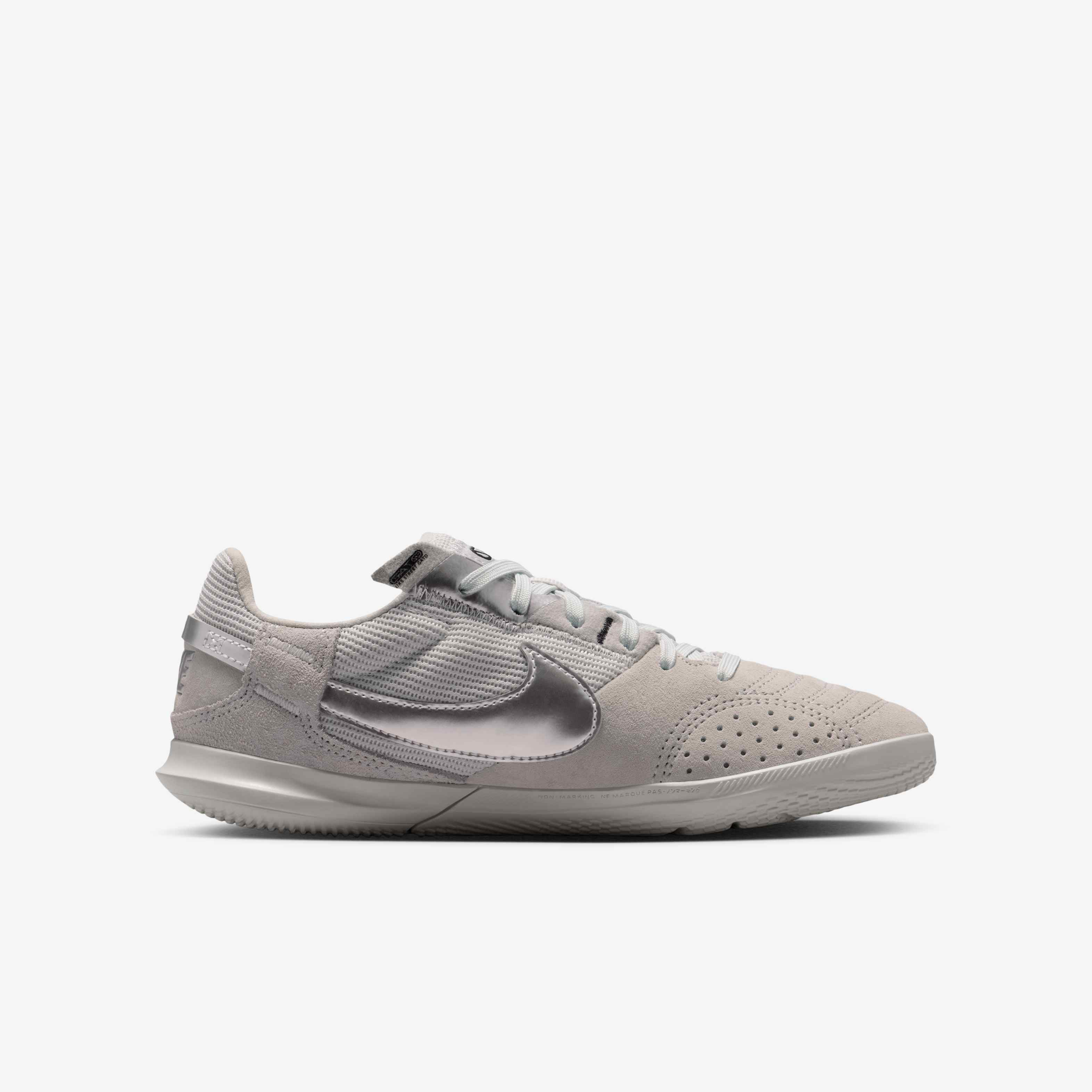 نايكي Jr. ستريتجاتو image number 2