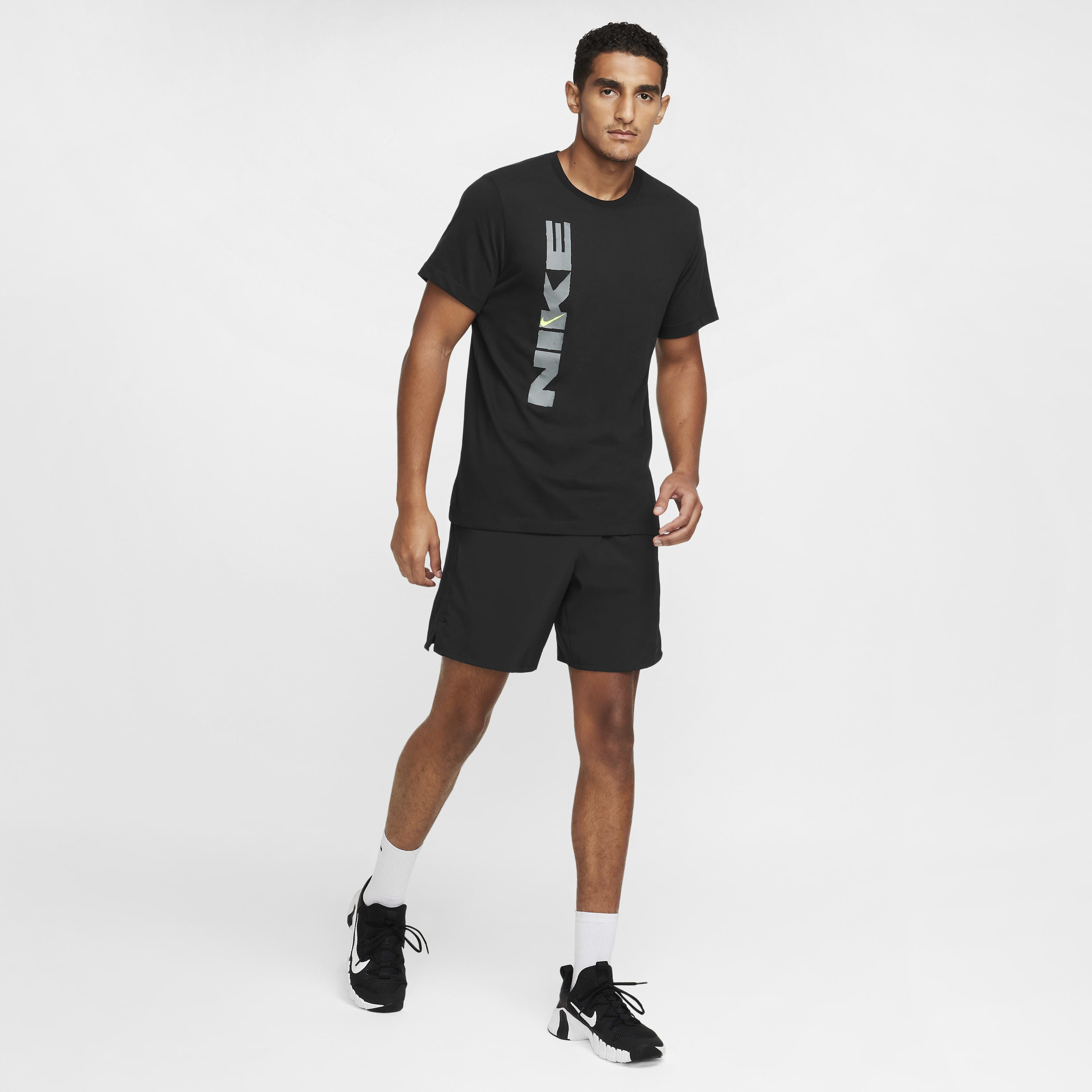 Nike image number 4