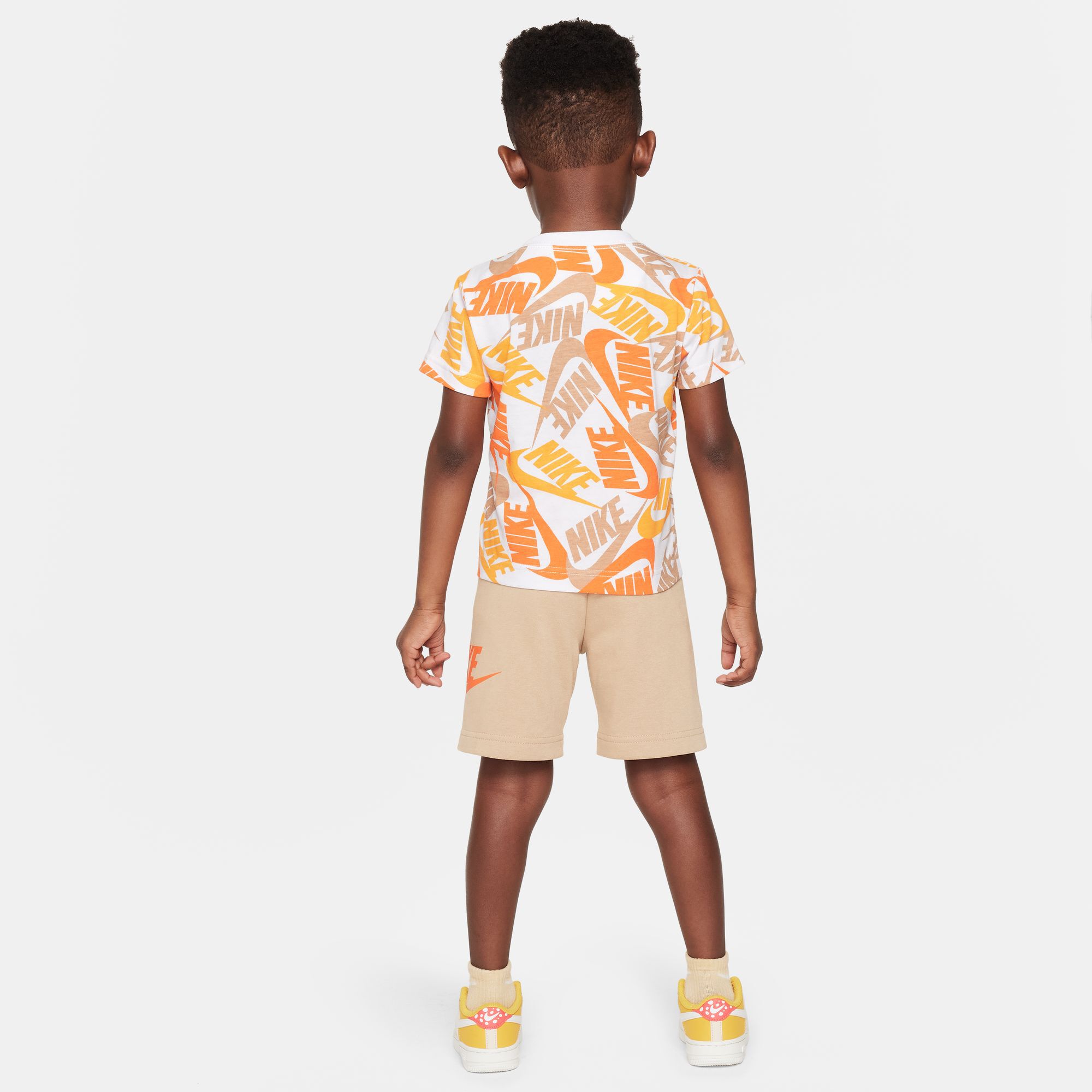 نايكي سبورتسوير image number 3