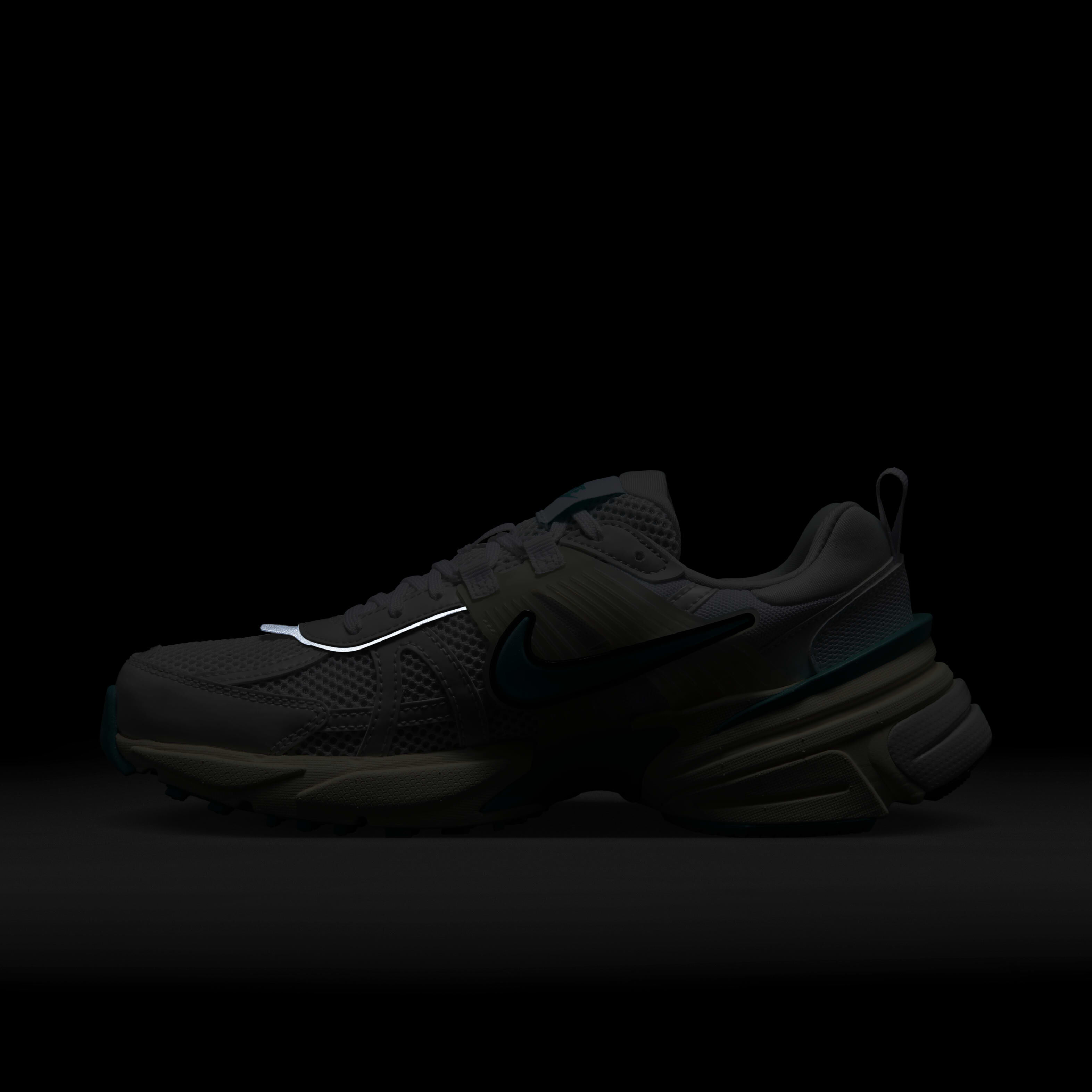 Nike V2K Run image number 11