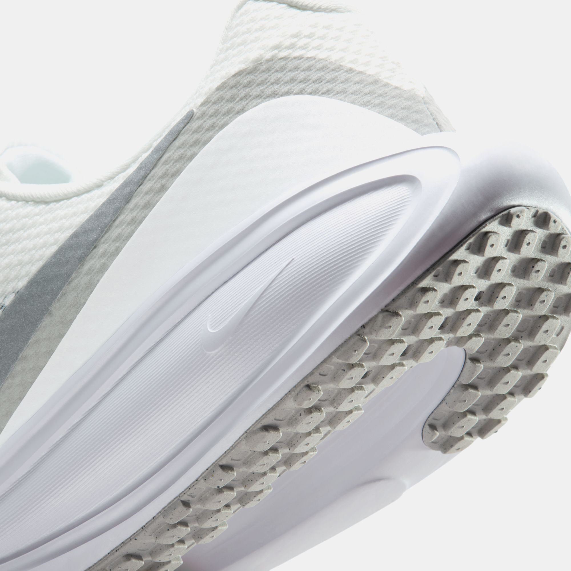 Nike Revolution 8 image number 11