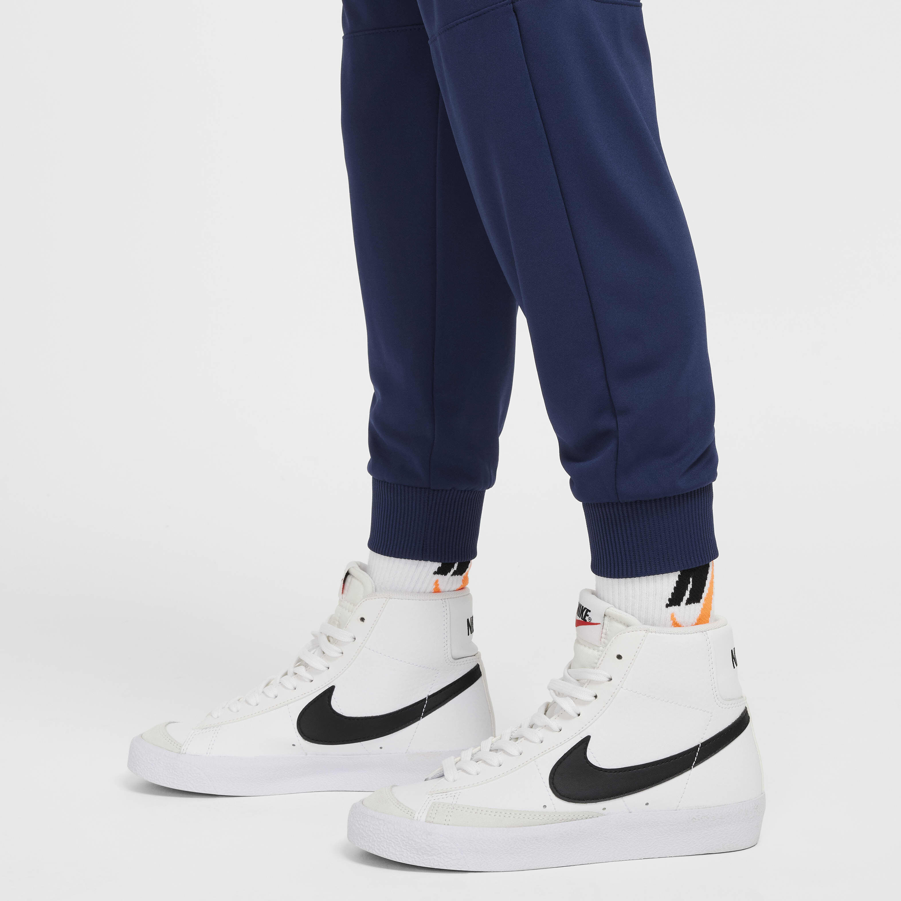 Nike Sportswear Club image number 4