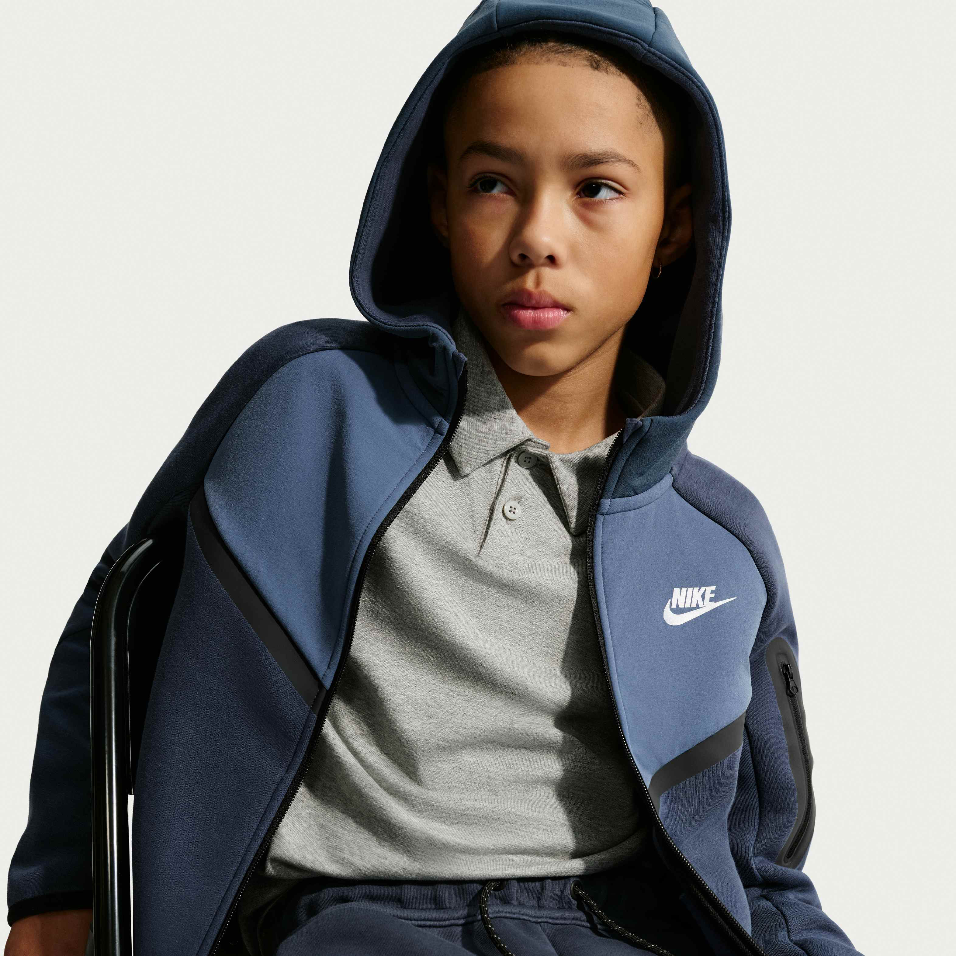 Nike Sportswear Tech Fleece image number 2