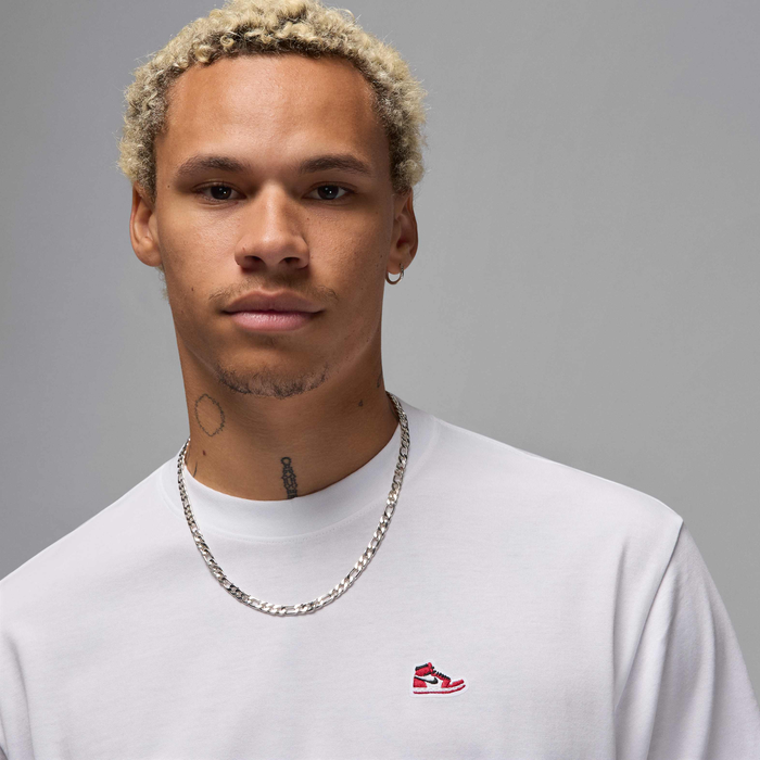 ★Nike★ Jordan Brand Sneaker Patch T-Shirt M White Varsity Buy Jordan Brand Men's Sneaker Patch T-Shirt - White/Varsity