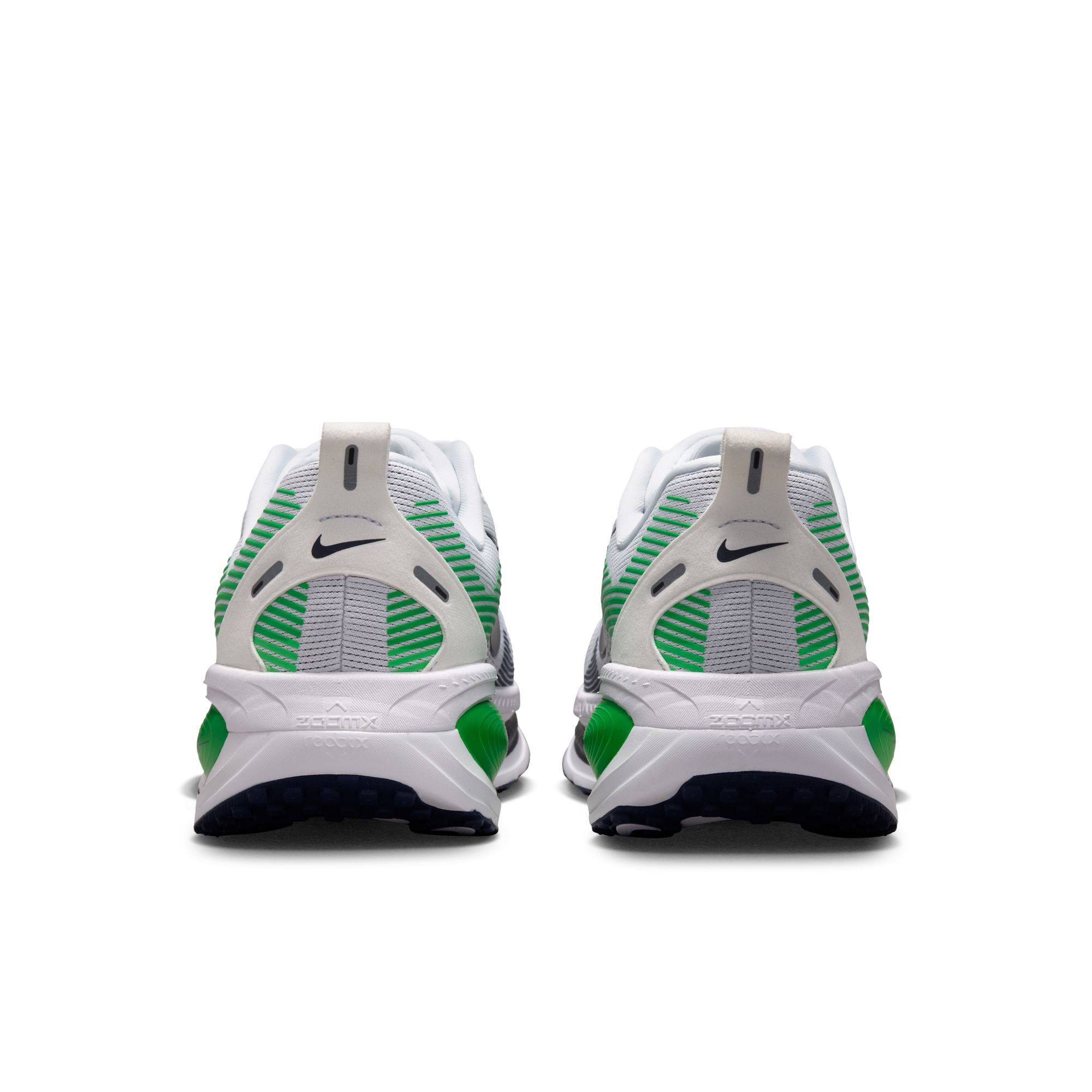 Nike Vomero 18 image number 1