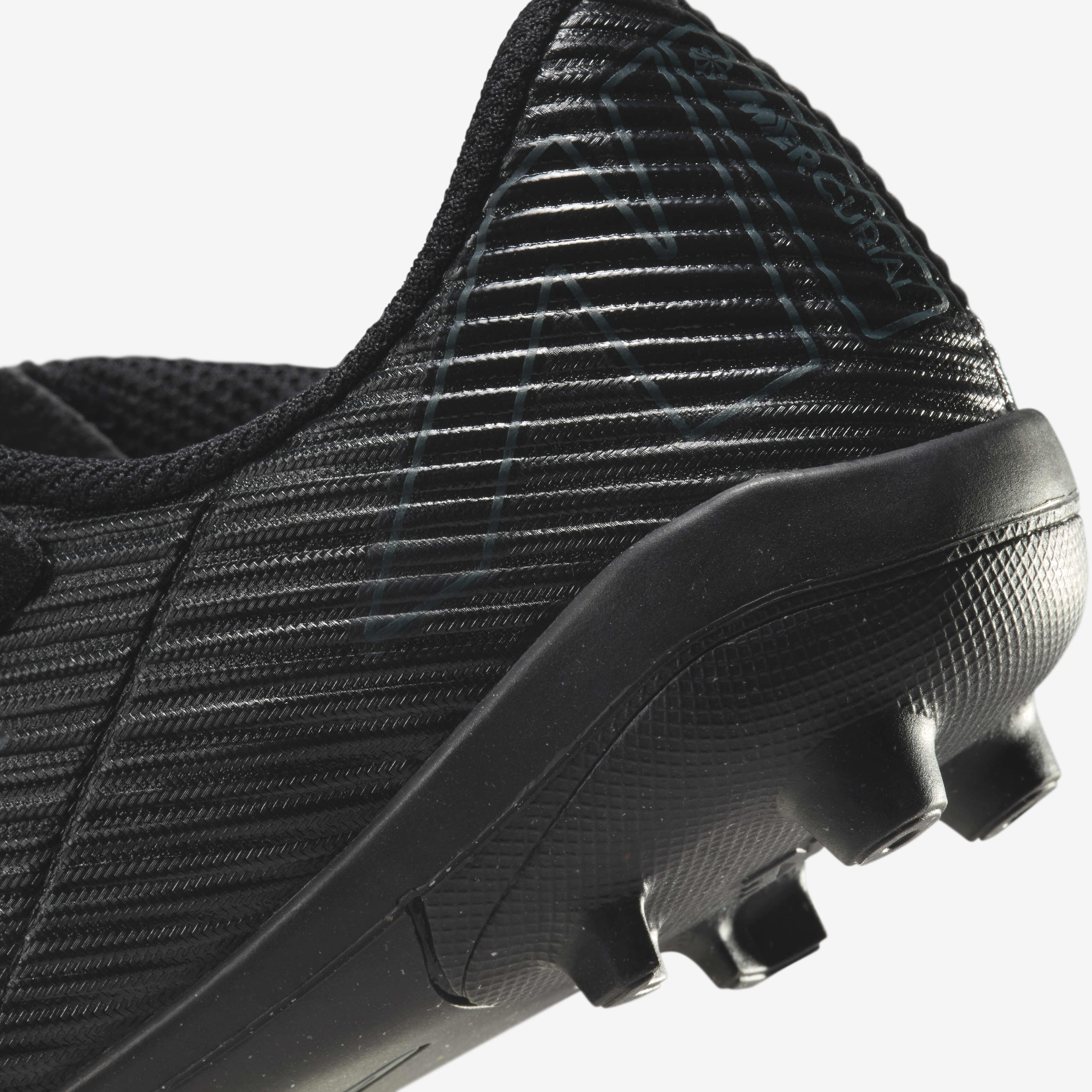Nike Jr. Mercurial Vapor 16 Club image number 8