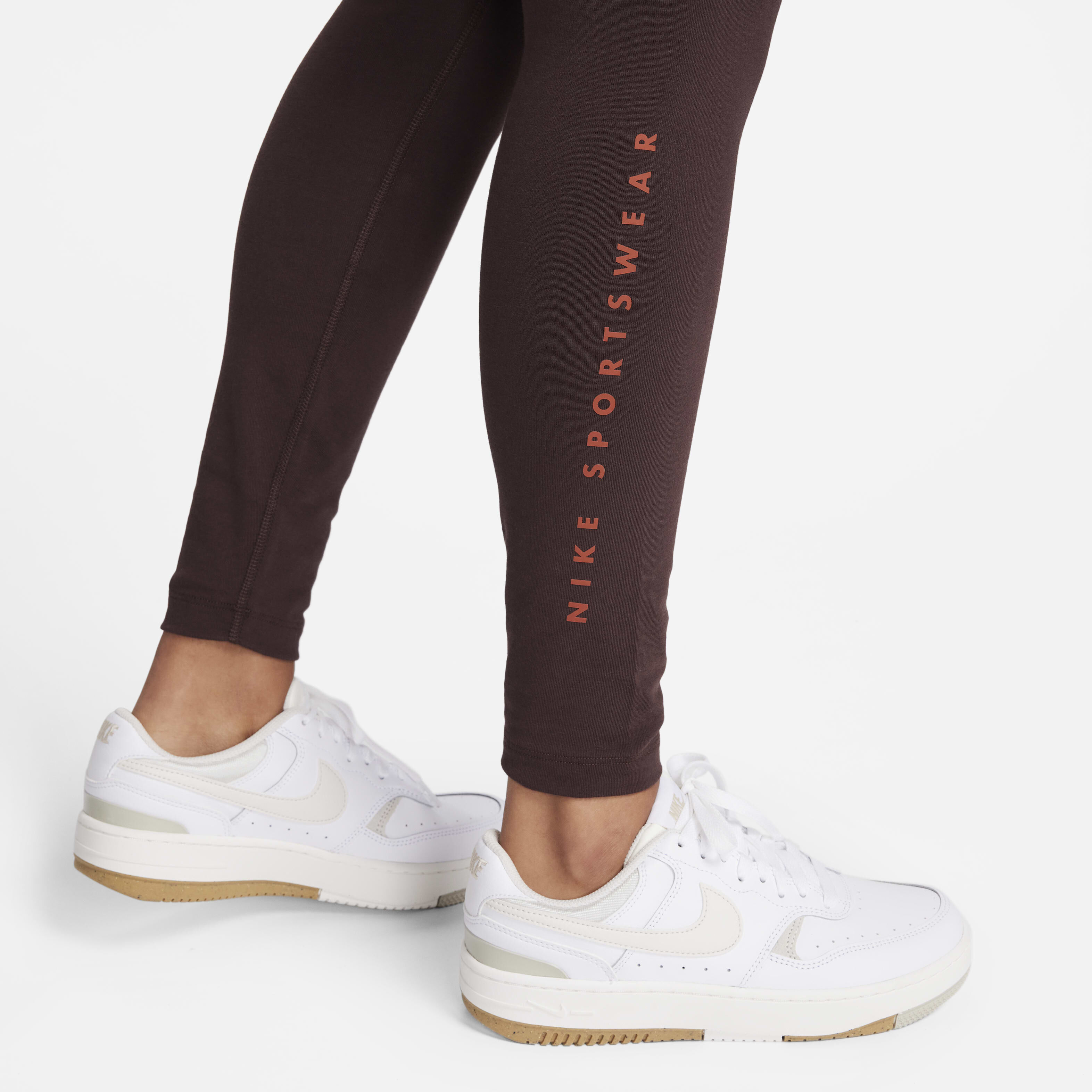 نايكي سبورتسوير image number 3