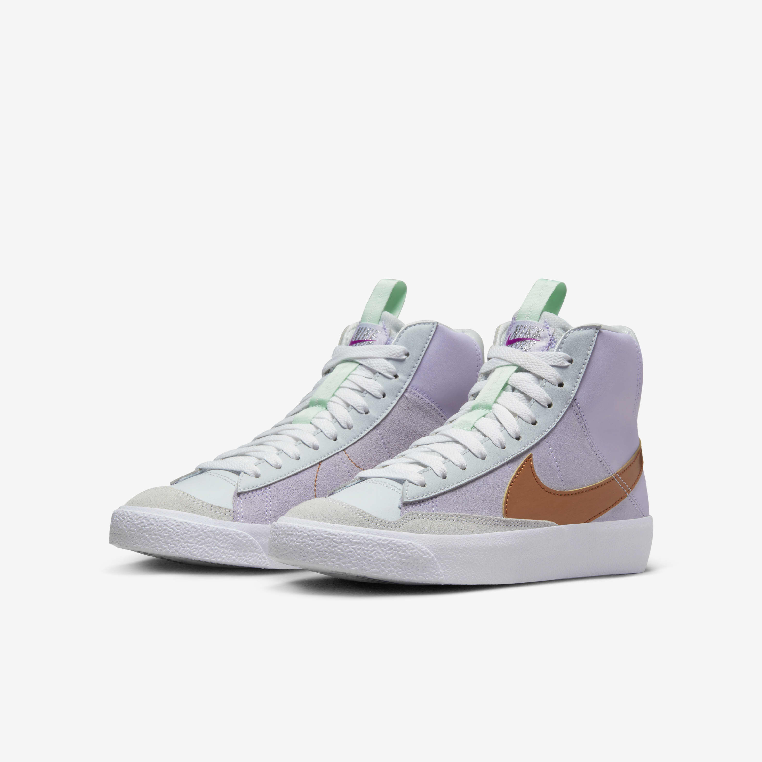 Nike Blazer Mid '77 Dance image number 4