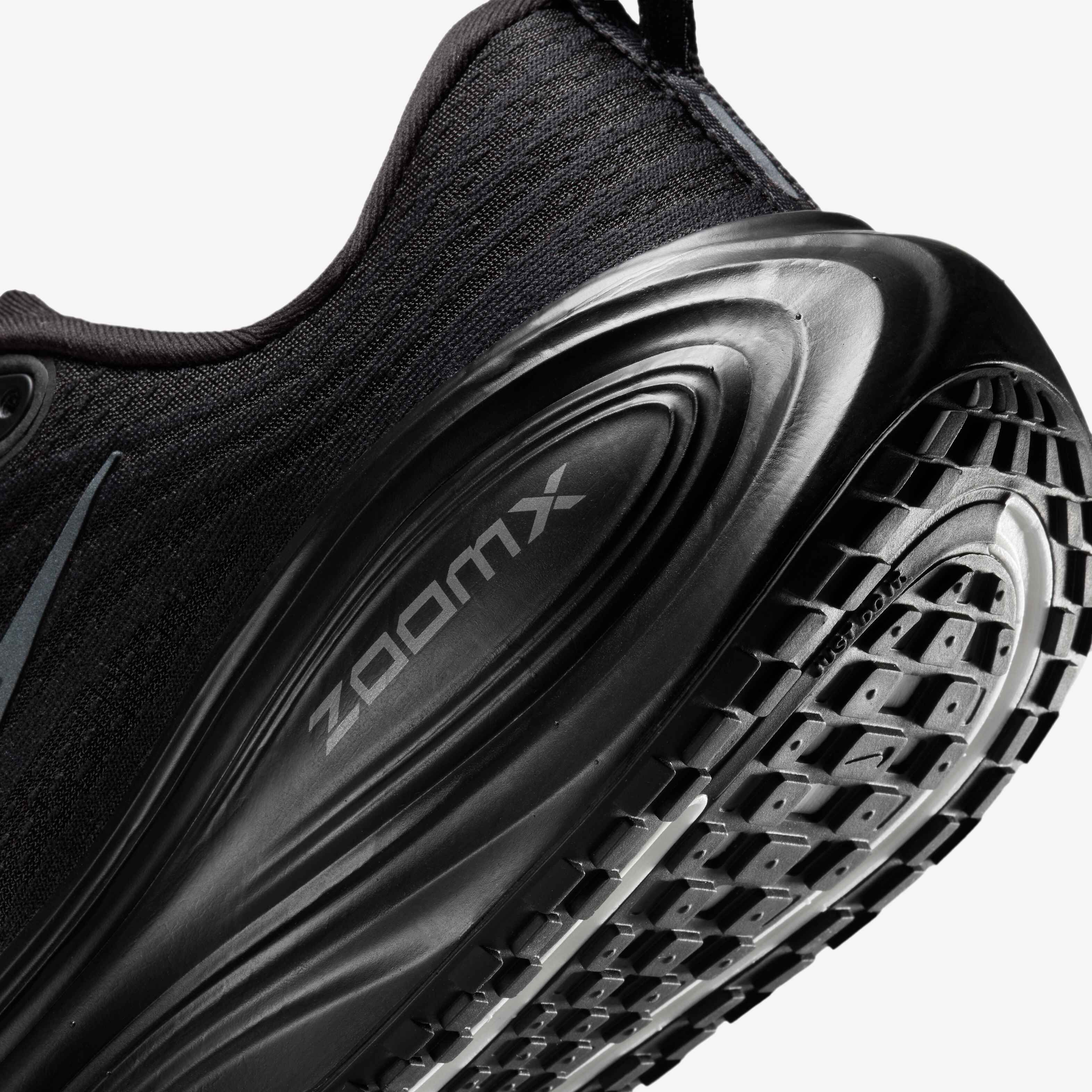 نايكي فوميرو بلس image number 7