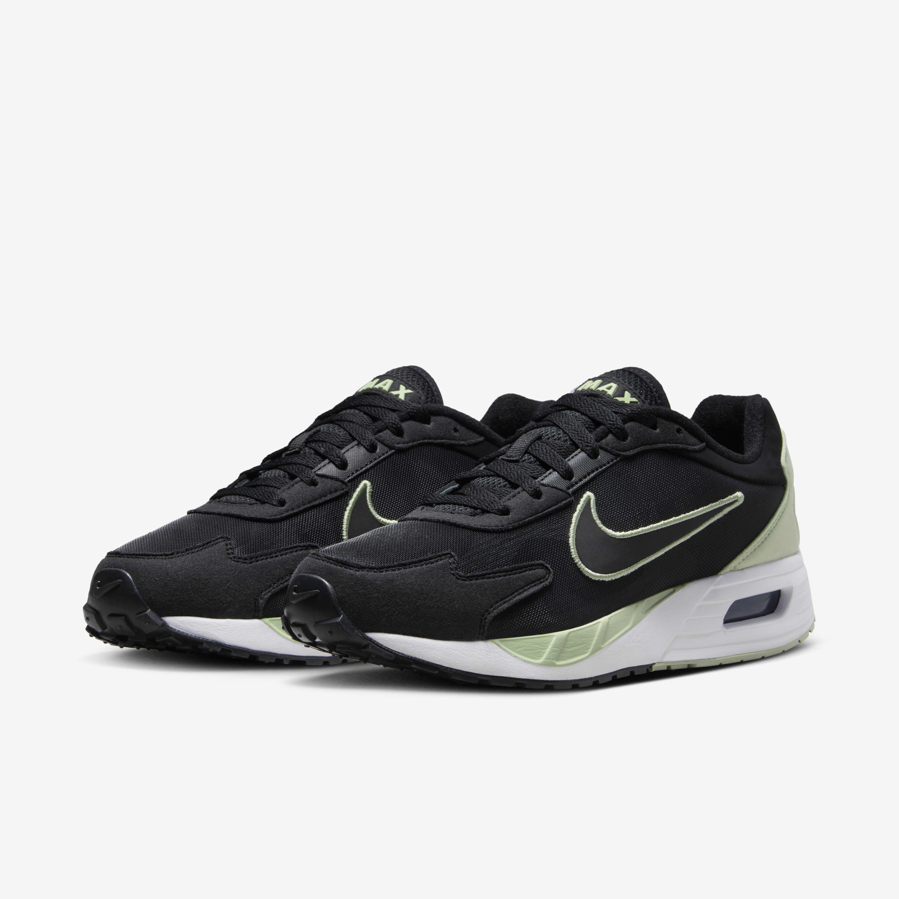 Nike Air Max Solo image number 4